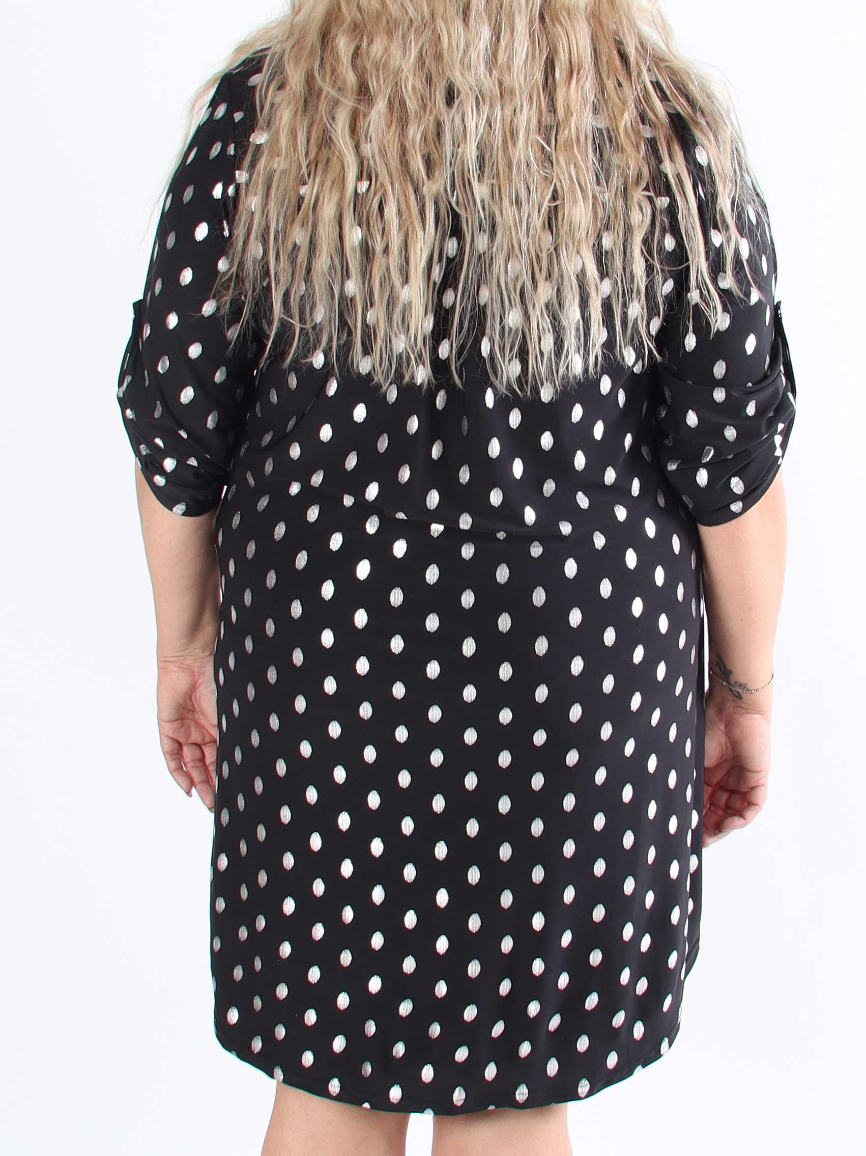 Ebba Silver Long - Elastisk plus size kjole med sølv prikker