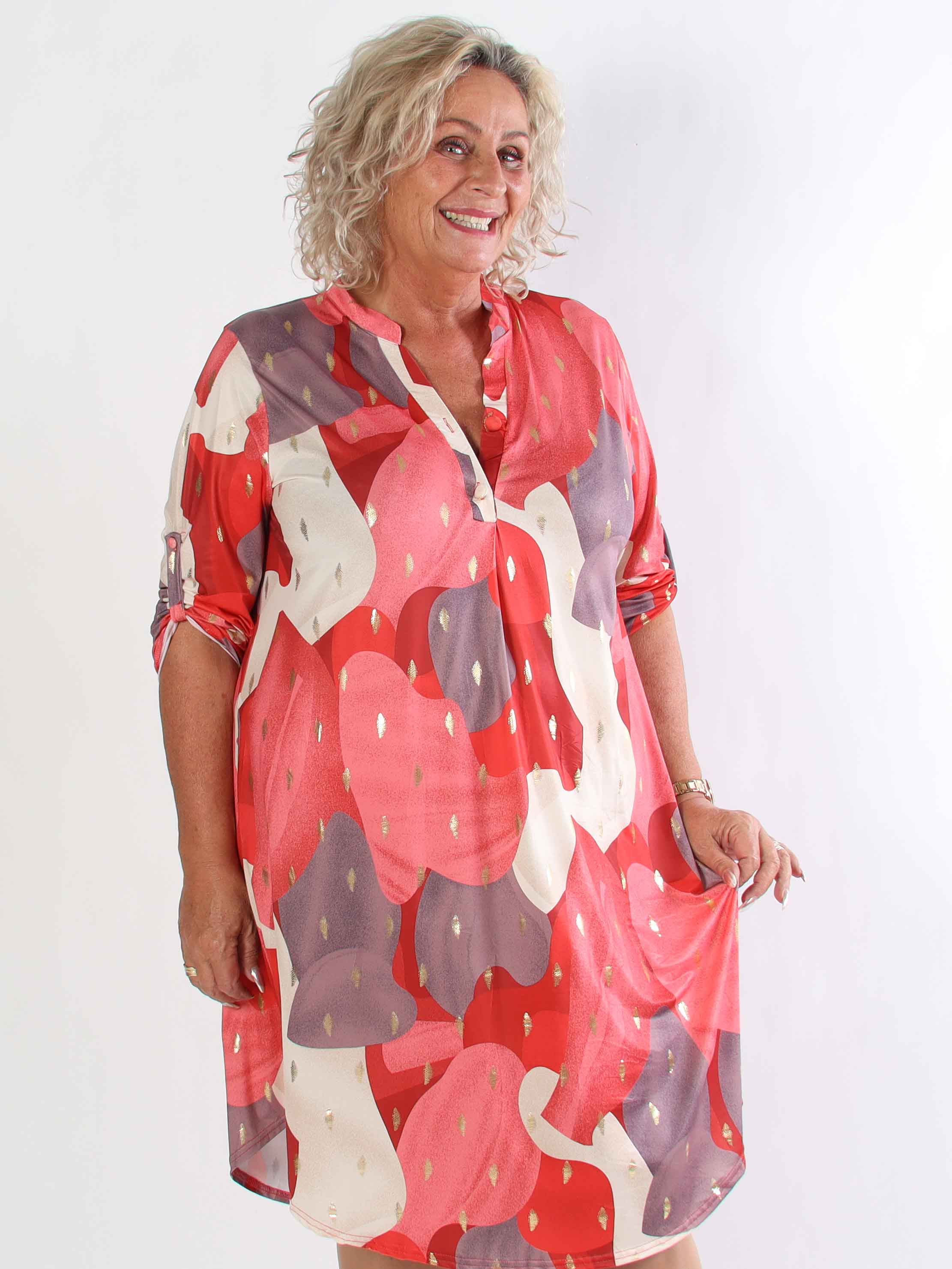 Ebba Glow Gold - Flerfarvet elastisk plus size kjole med guld detaljer