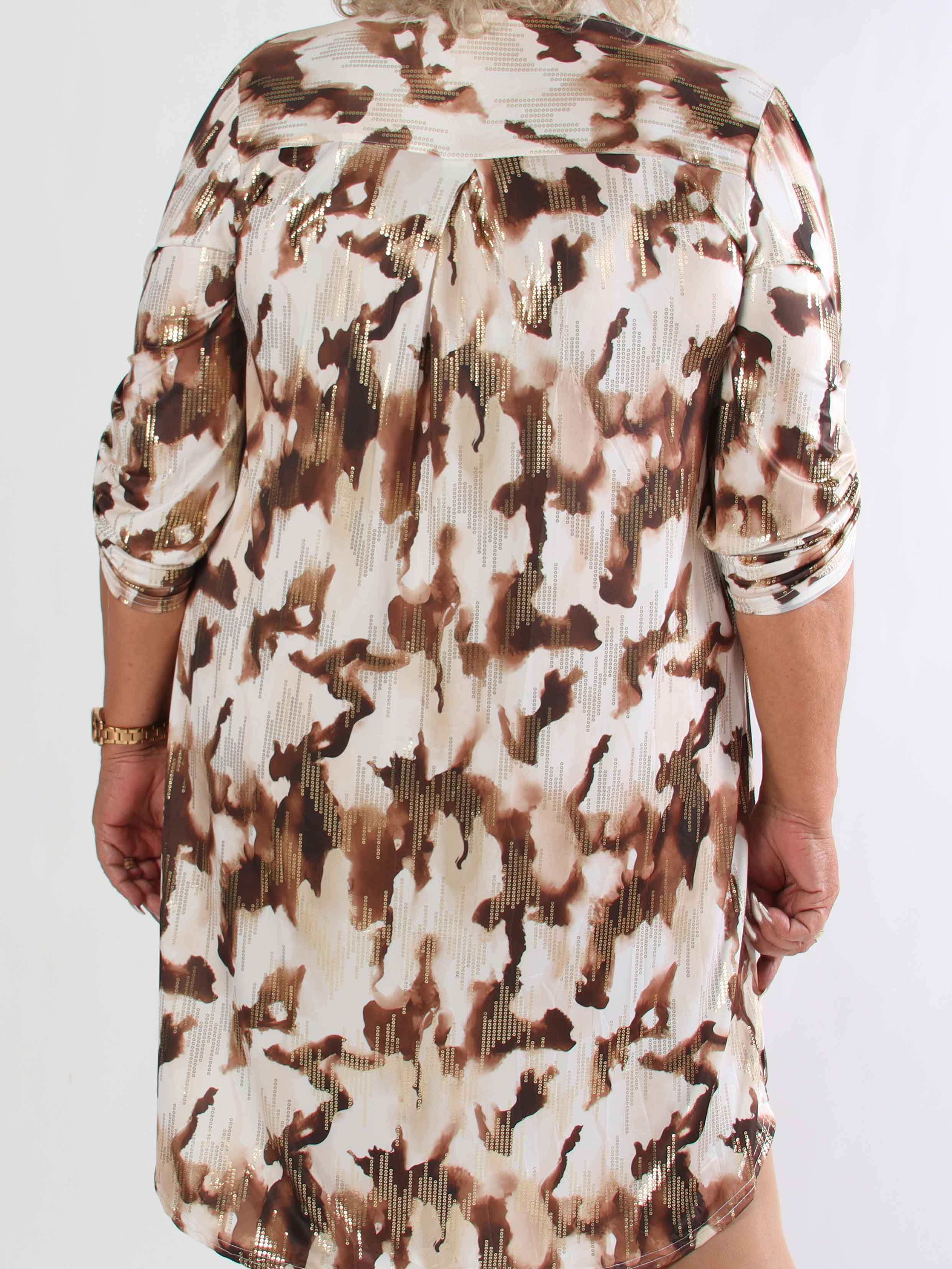 Ebba Batik Long - Elastisk flerfarvet plus size kjole med guld detaljer