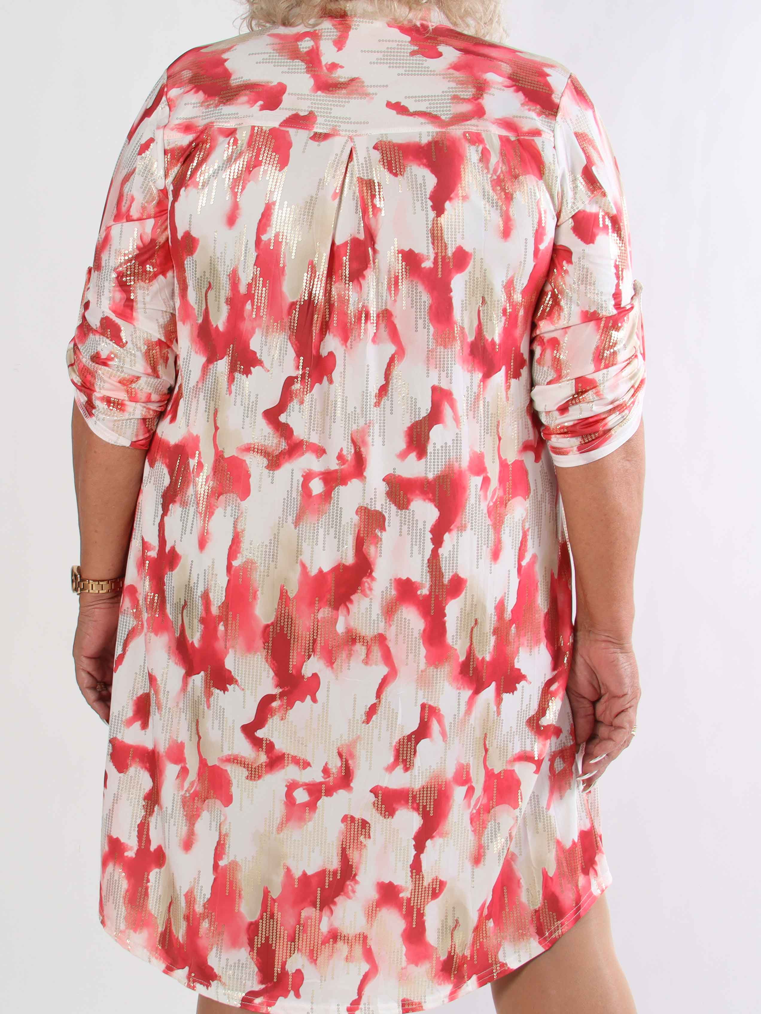 Ebba Batik Long - Elastisk flerfarvet plus size kjole med guld detaljer