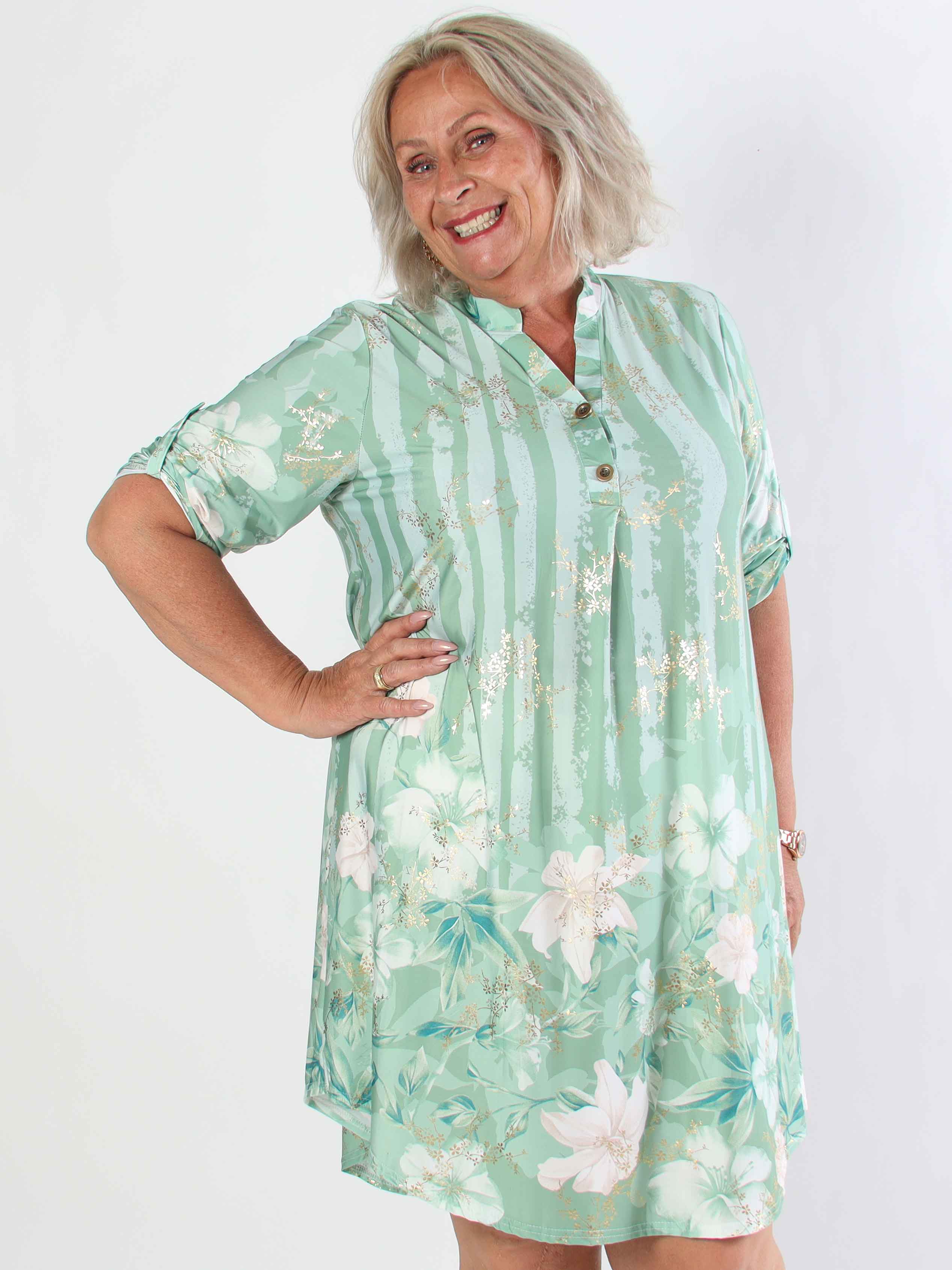 Ebba Floral Stripe Long - Elastisk plus size kjole med guld detaljer
