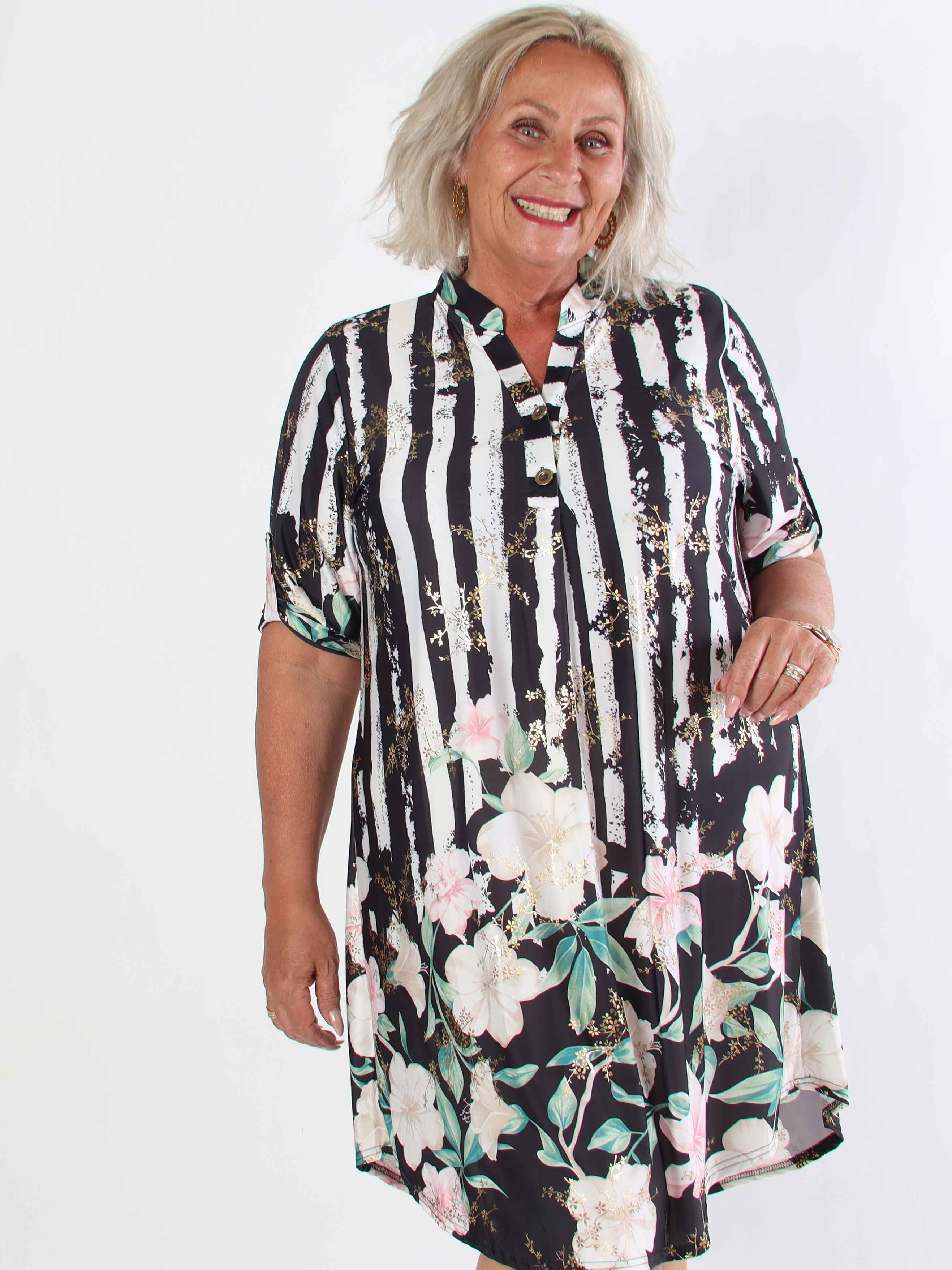 Ebba Floral Stripe Long - Elastisk plus size kjole med guld detaljer