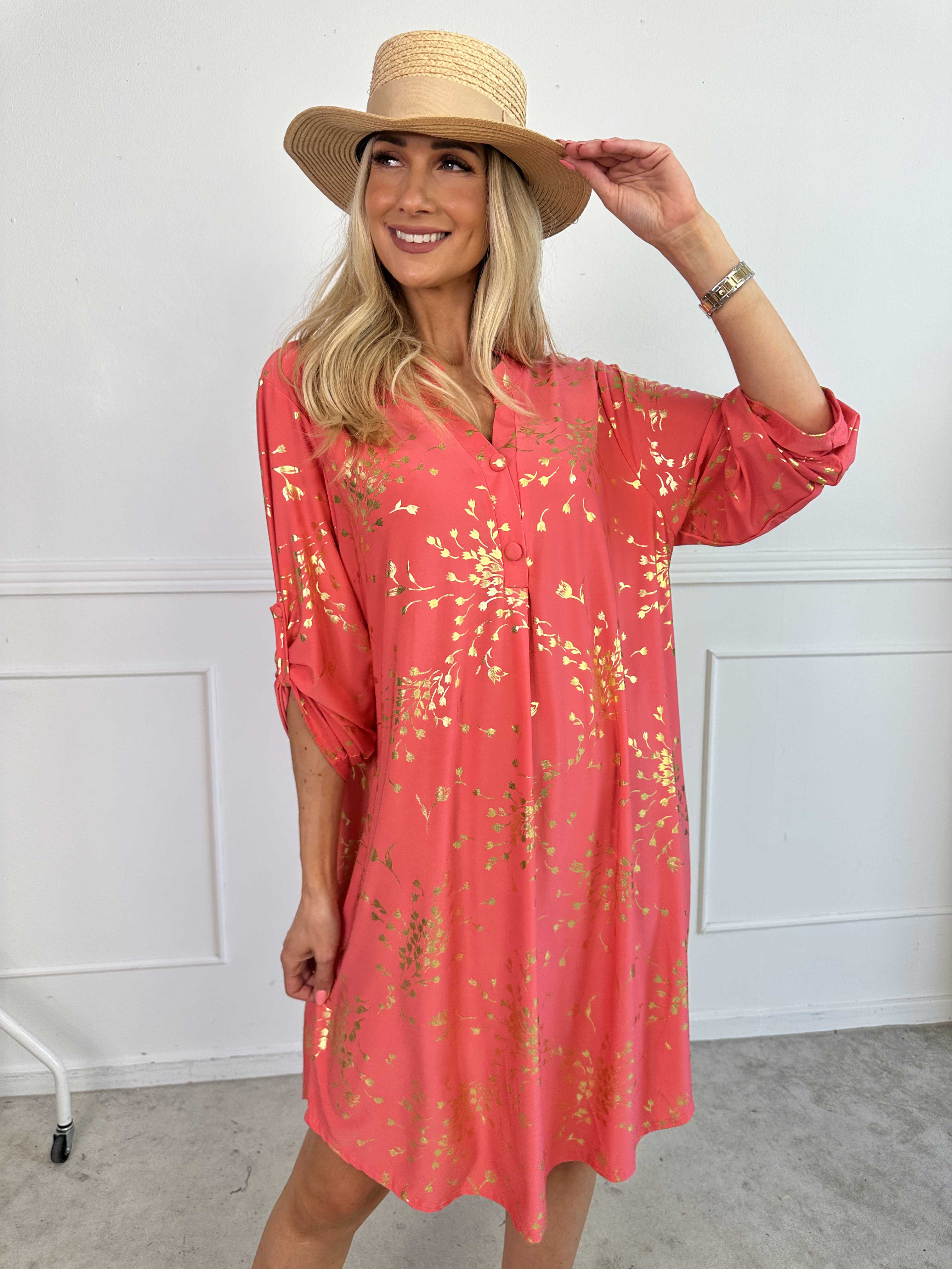 Ebba Gold Leaf Long - Elastisk ensfarvet kjole med guld blomsterprint