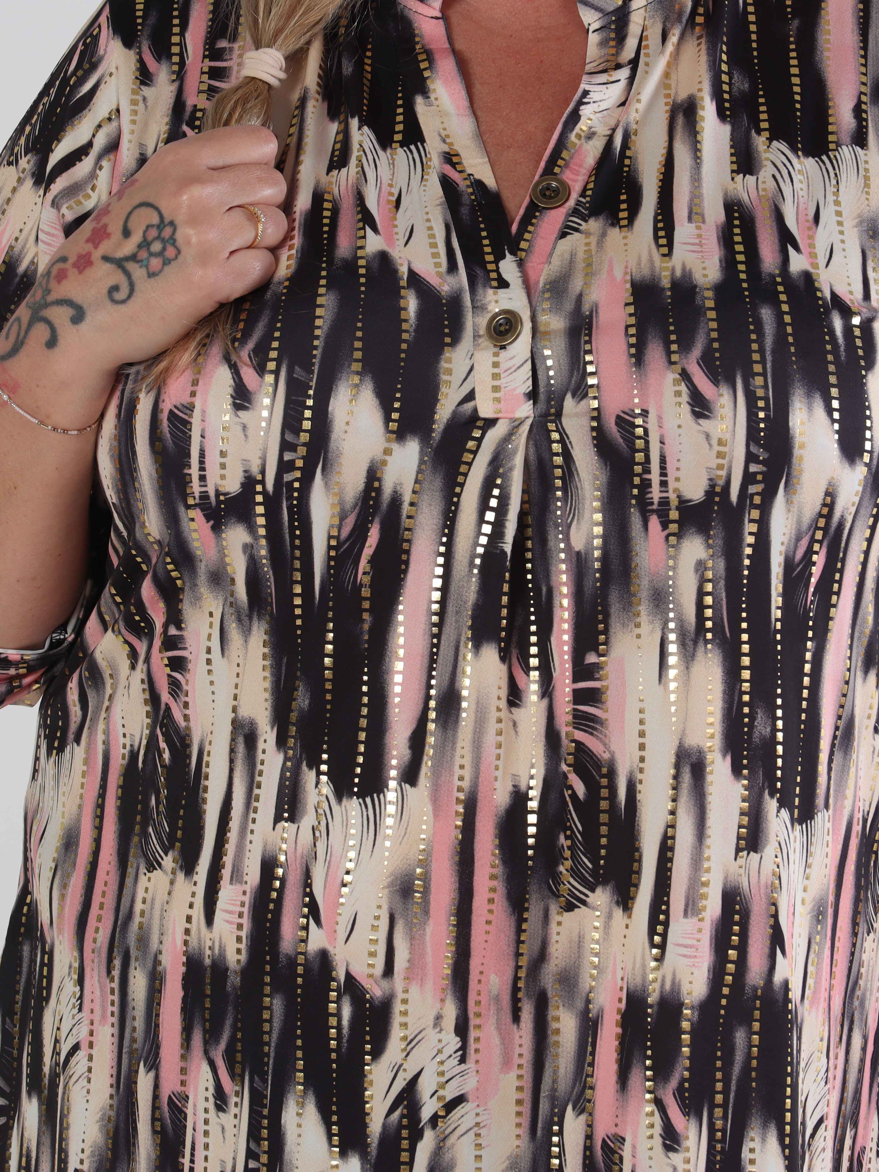 Ebba Pattern Long - Elastisk mønstret plus size kjole med guld detaljer