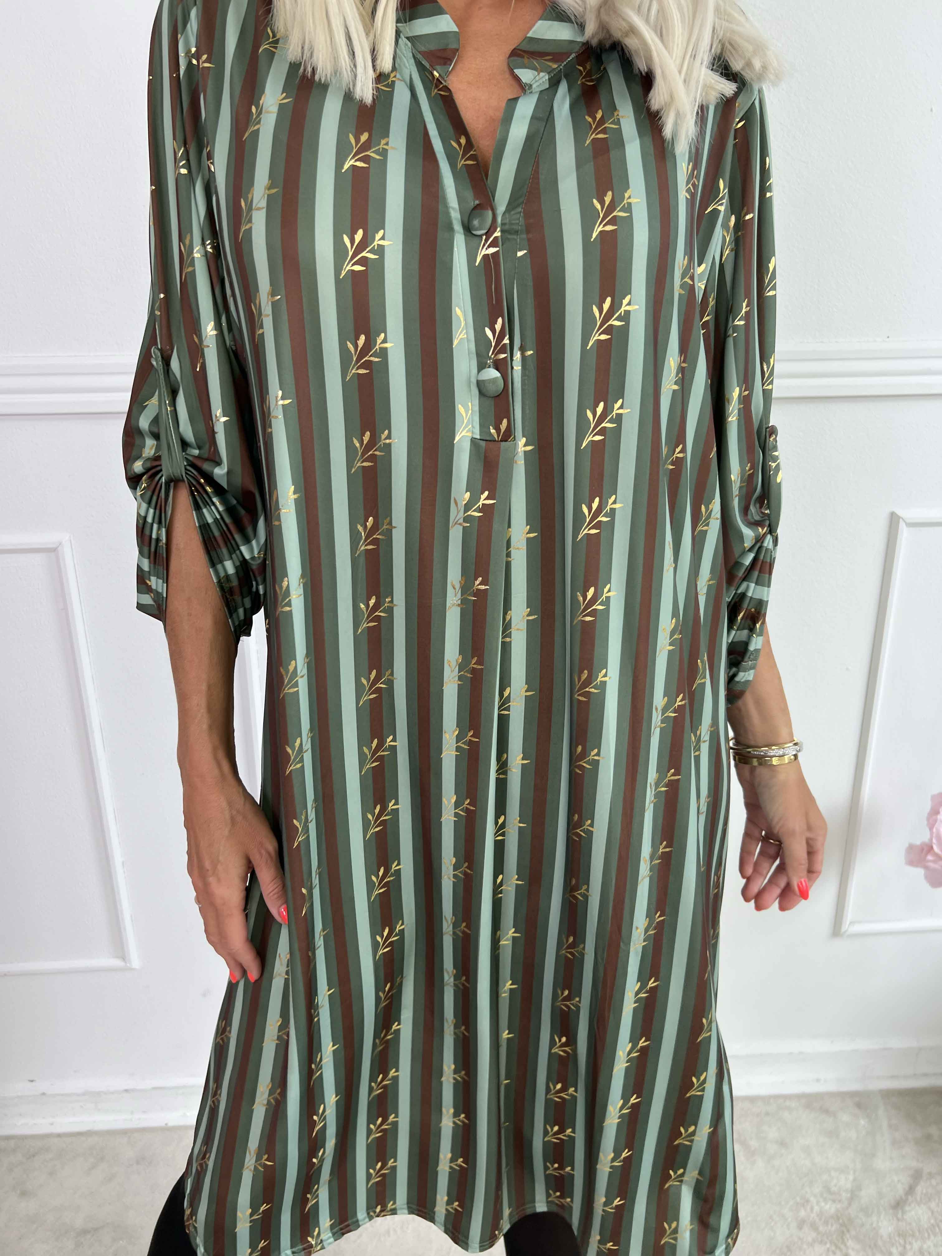 Ebba Stripe Long - Elastisk stribet kjole med guld blade