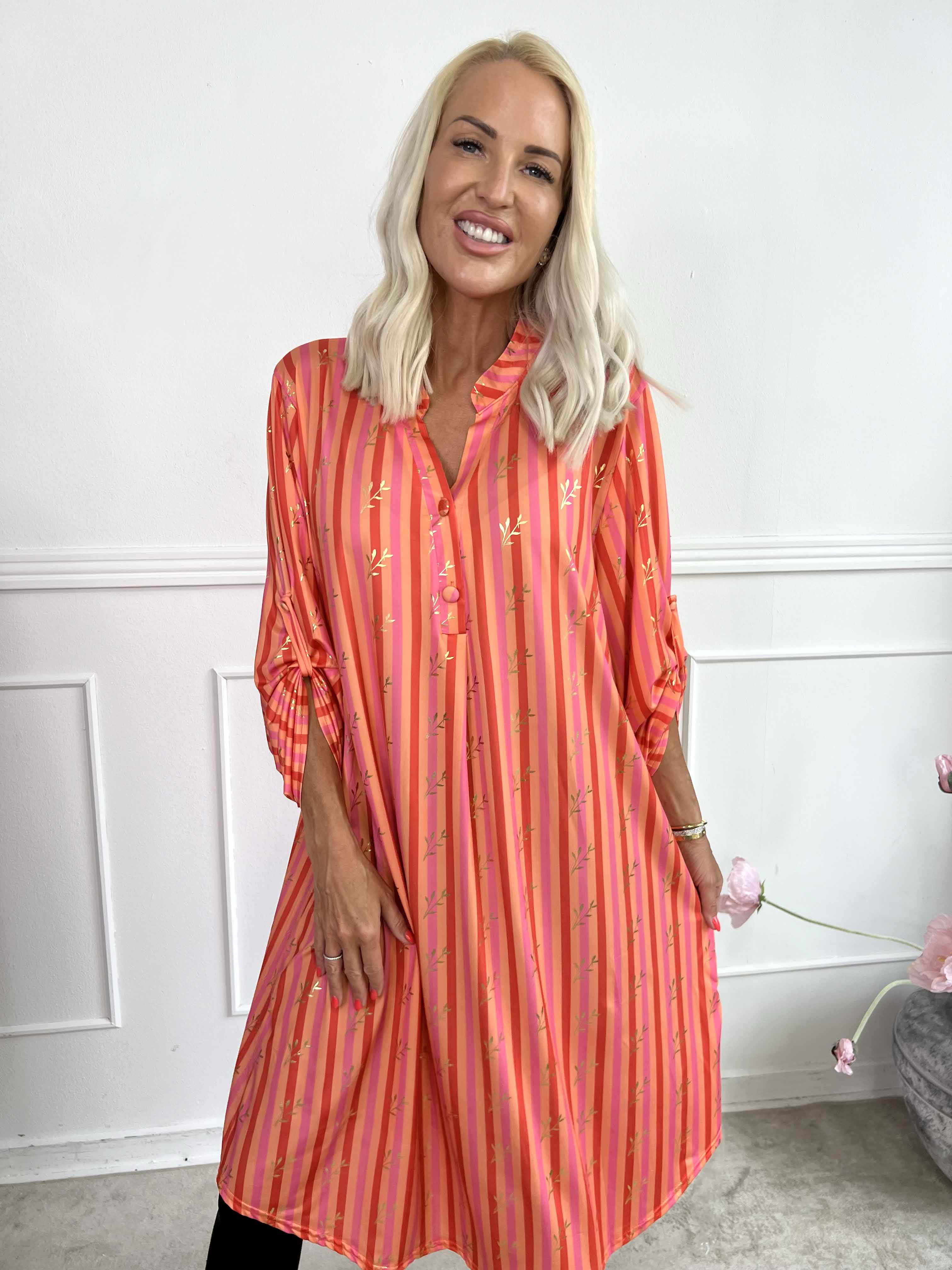 Ebba Stripe Long - Elastisk stribet kjole med guld blade