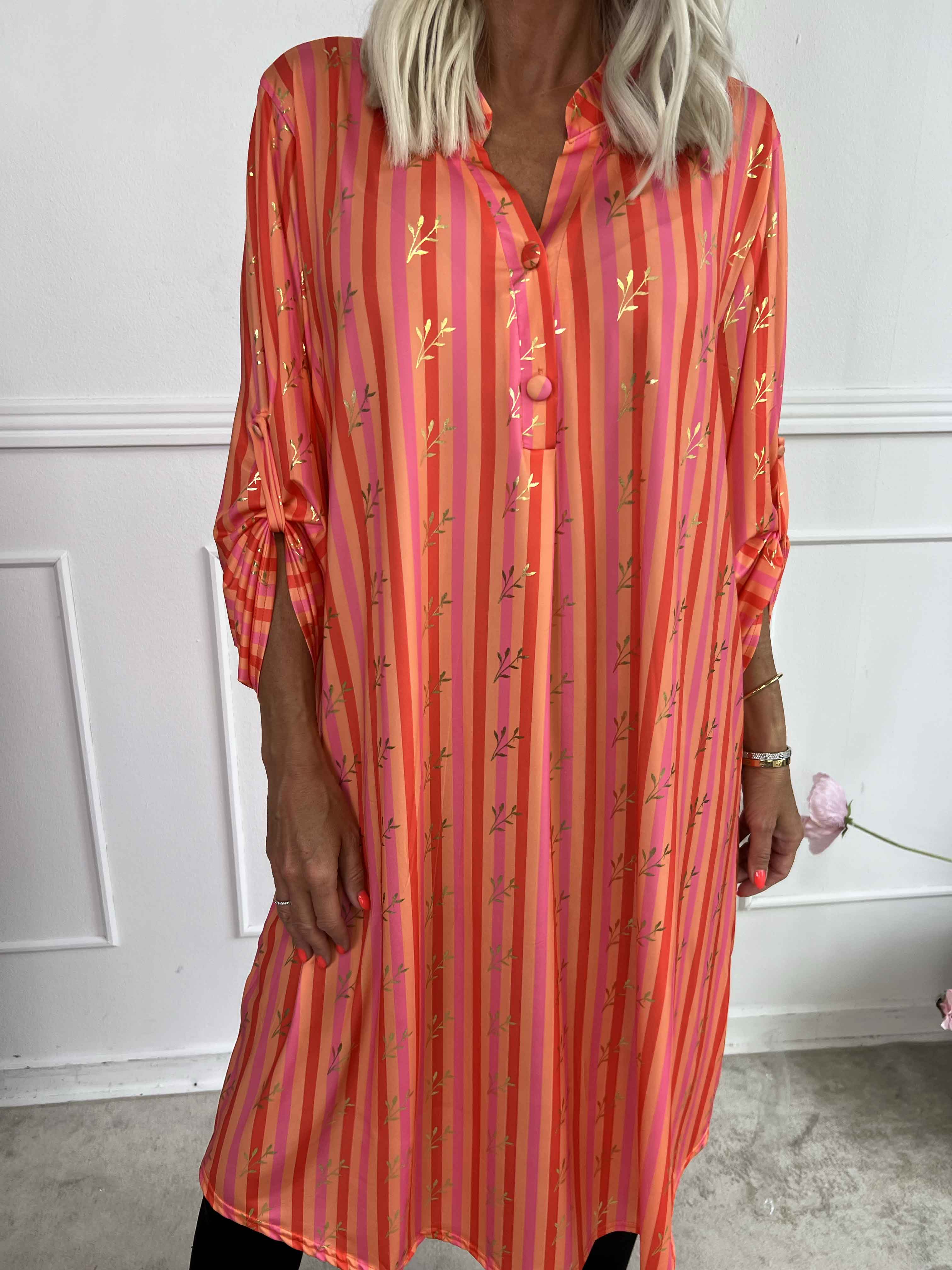 Ebba Stripe Long - Elastisk stribet kjole med guld blade