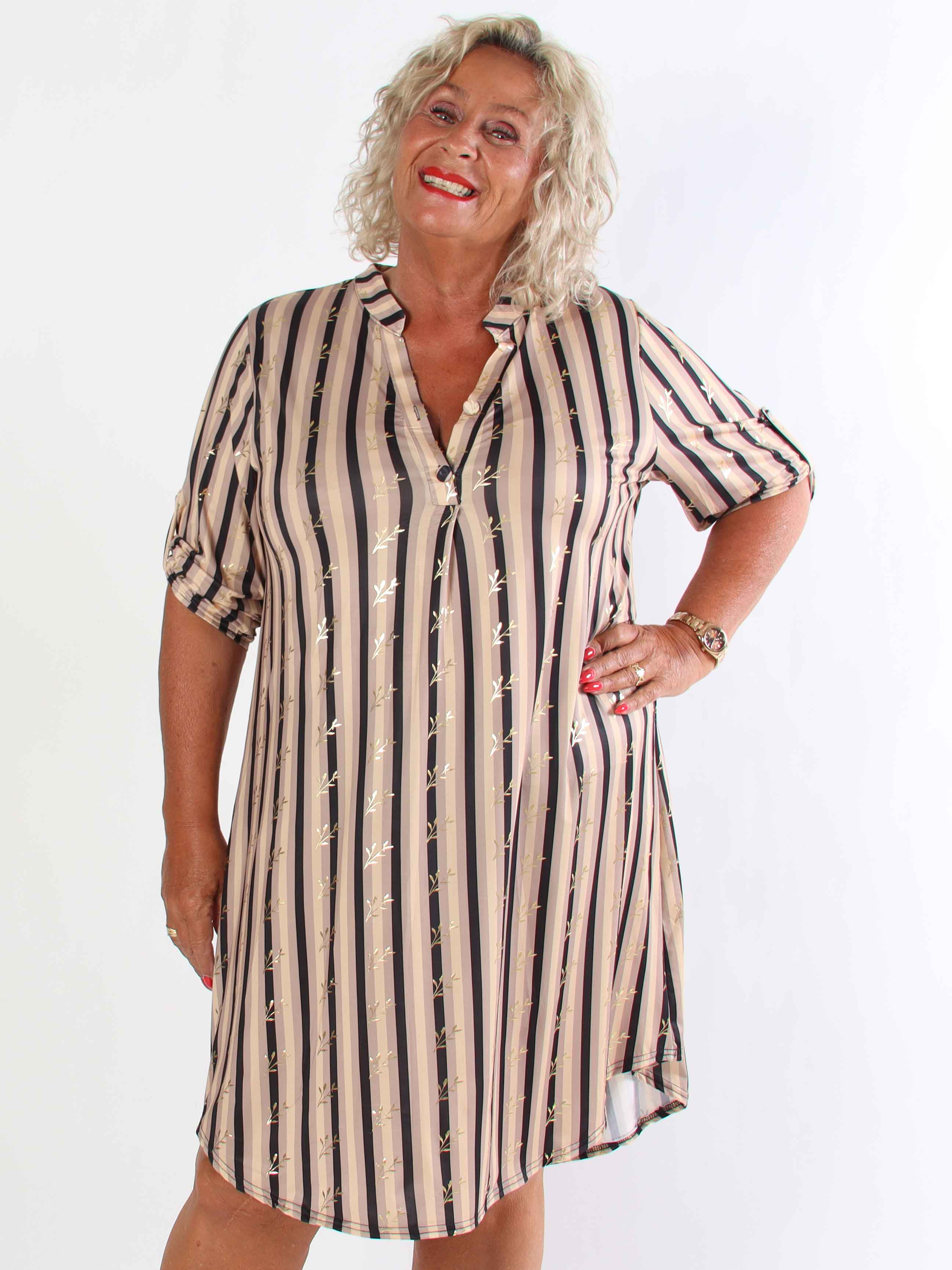 Ebba Stripe Long - Elastisk plus size stribet kjole med guld blade