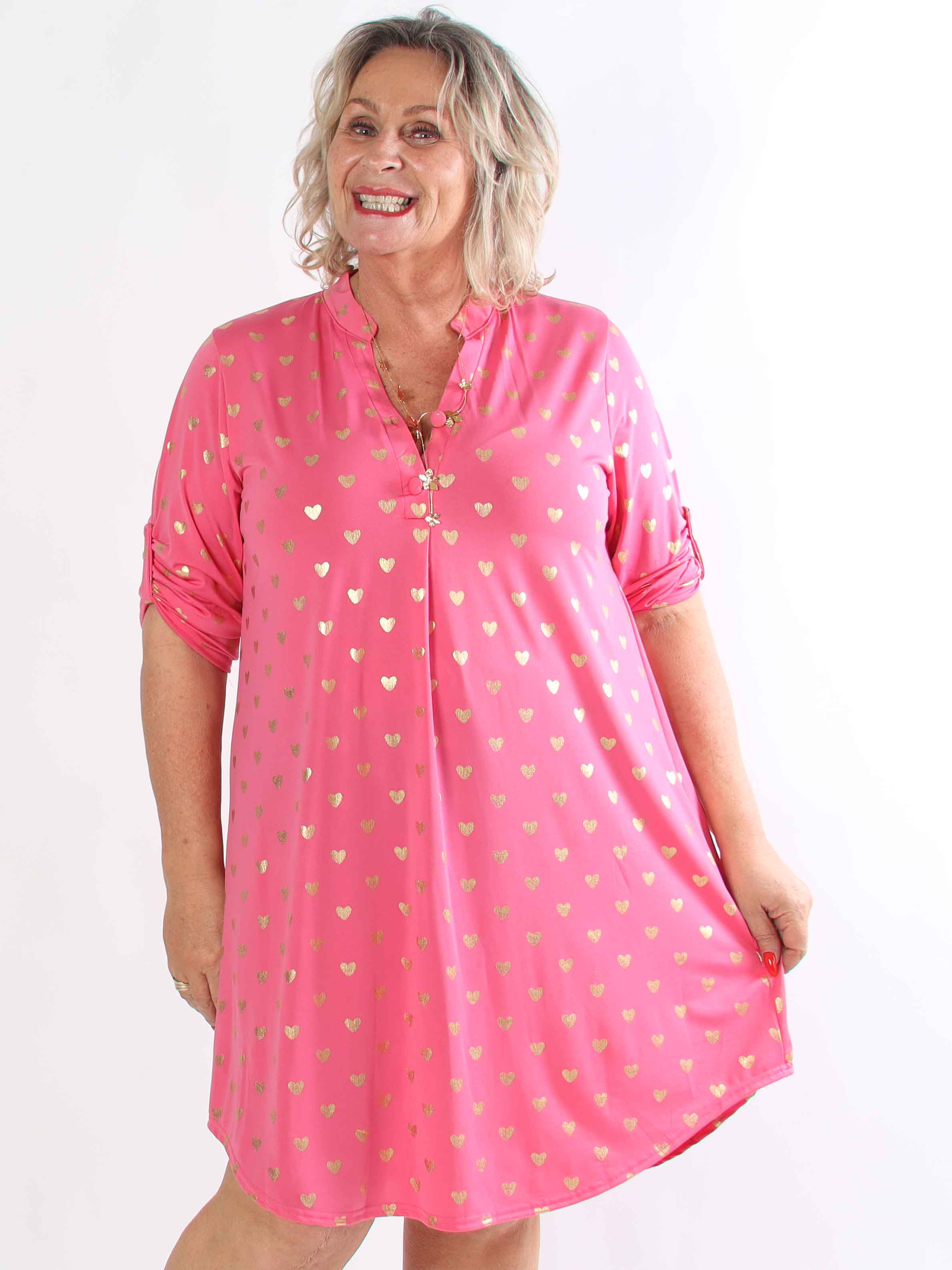 Ebba Gold Heart - Elastisk plus size kjole med guld hjerte detaljer