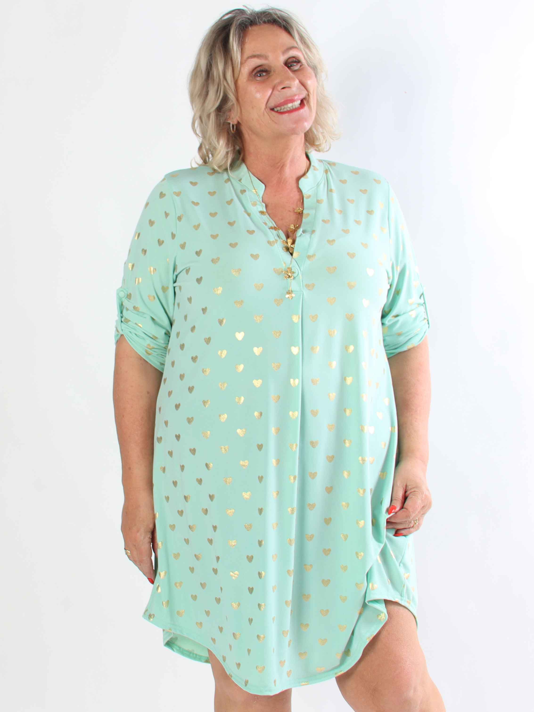 Ebba Gold Heart - Elastisk plus size kjole med guld hjerte detaljer