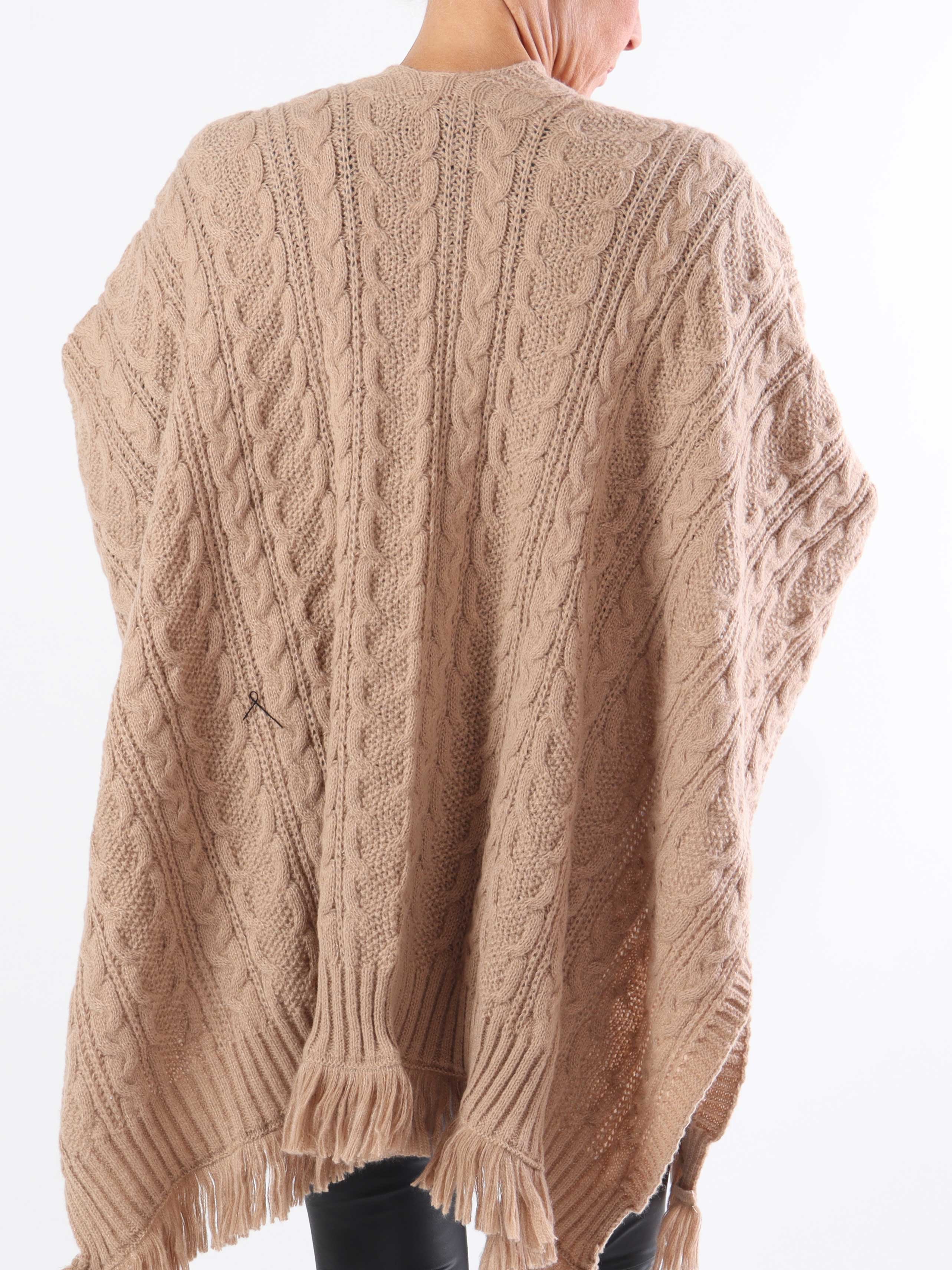 Elianna - Plus size strikponcho med uld og frynser