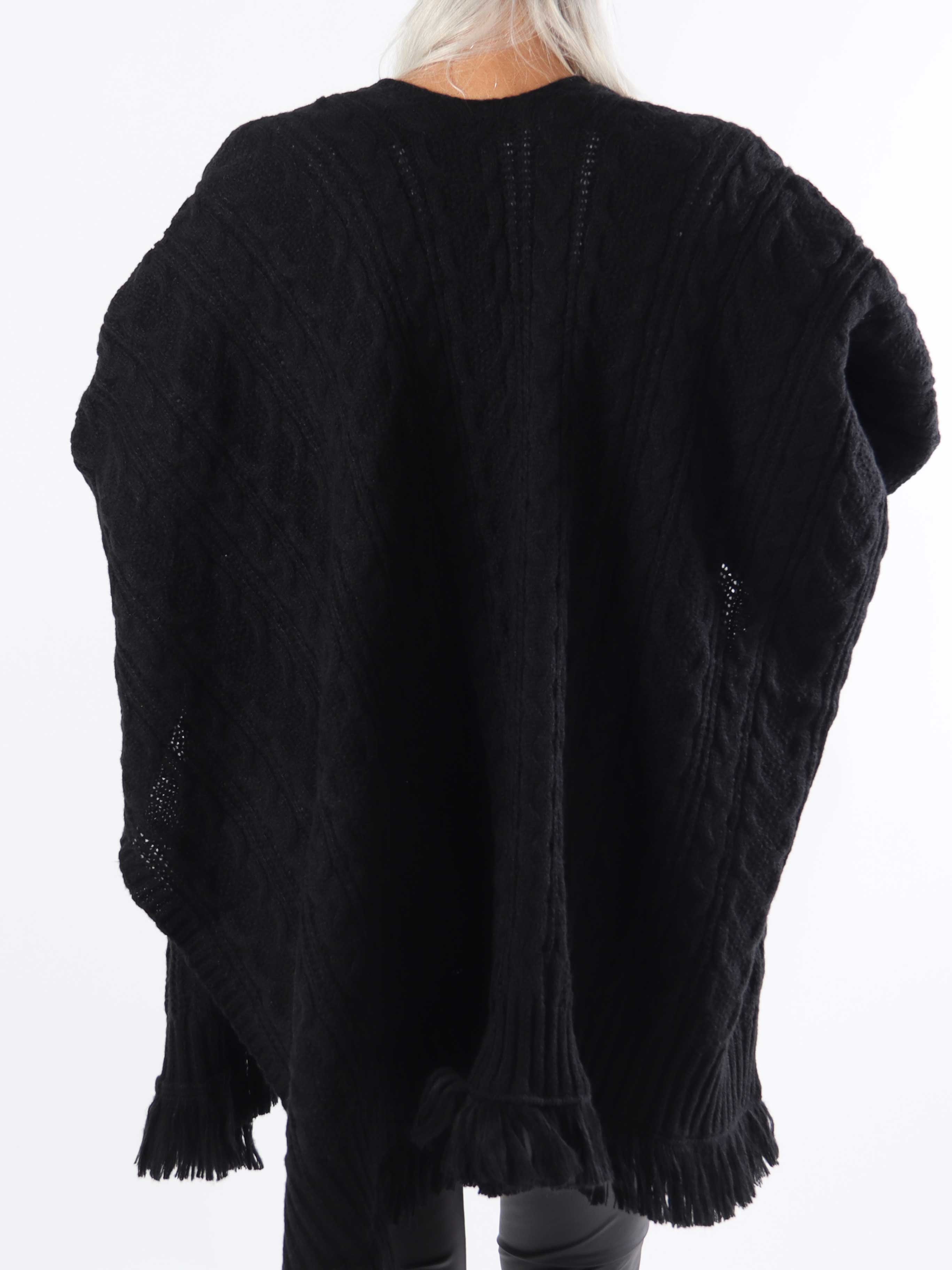 Elianna - Plus size strikponcho med uld og frynser