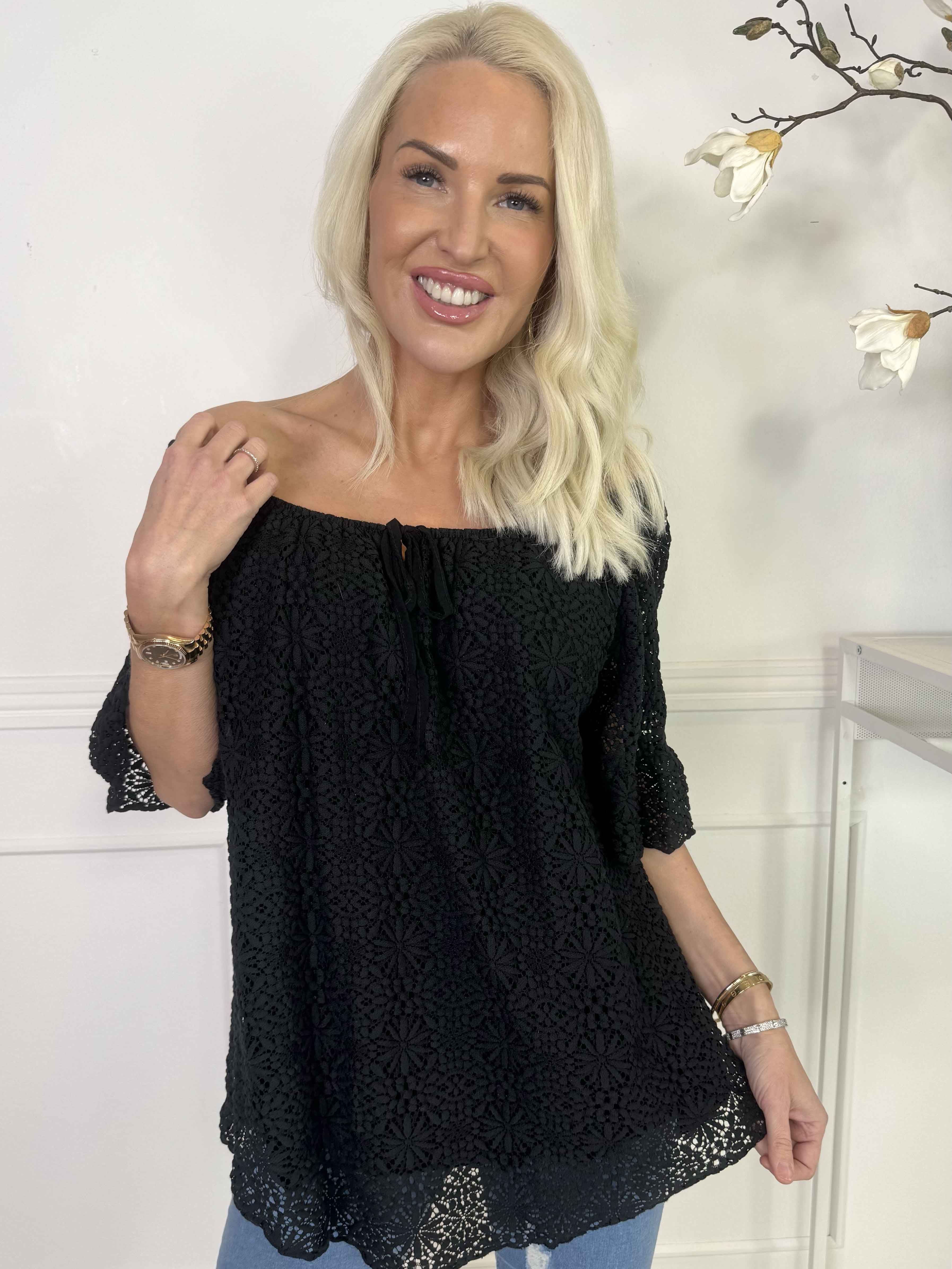 Elisa - Tunika i bomuld med blonde foran og elastikkant i udskæringen