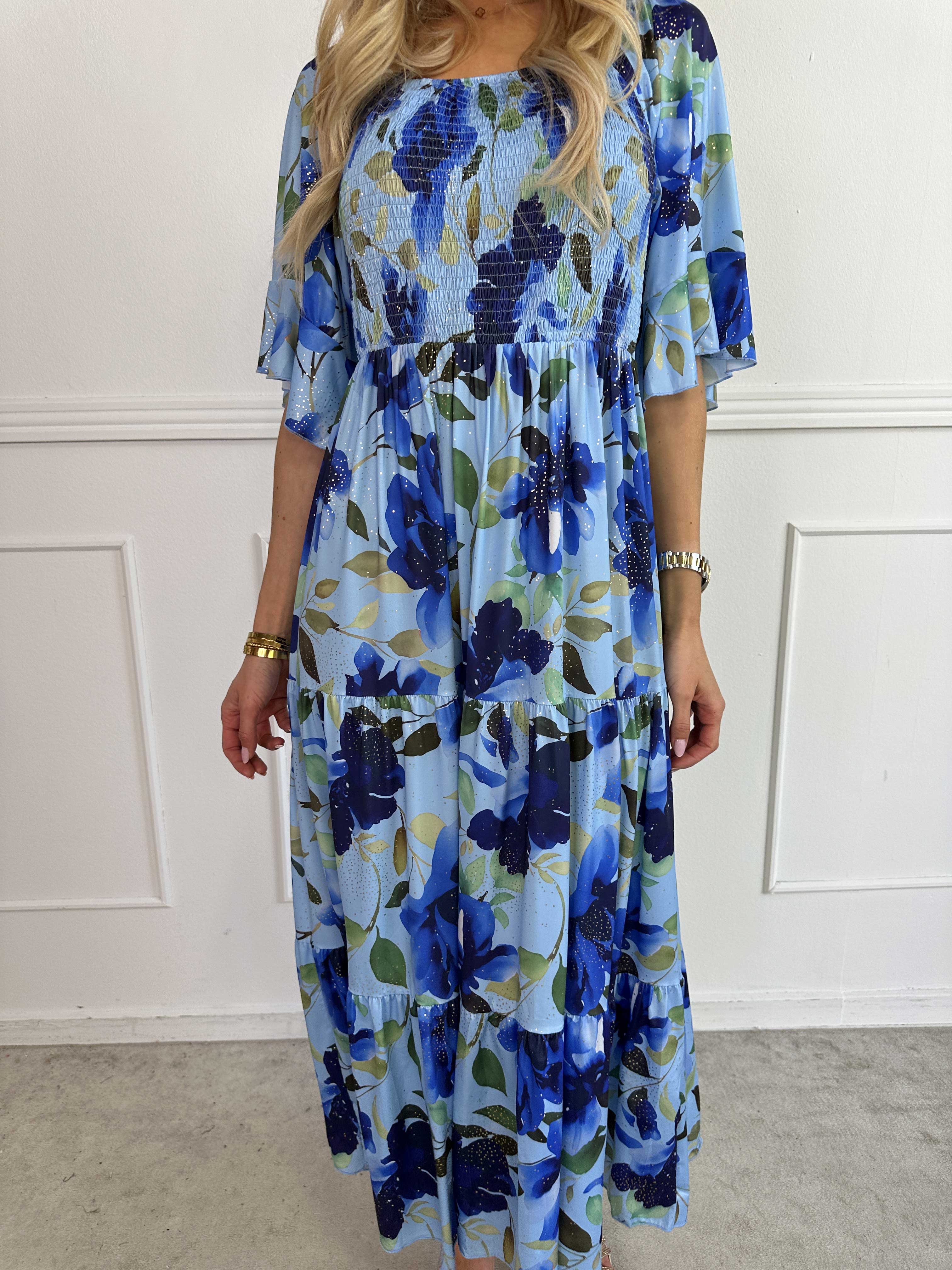 Elna Fiore - Blomstret elastisk kjole med smock over brystet