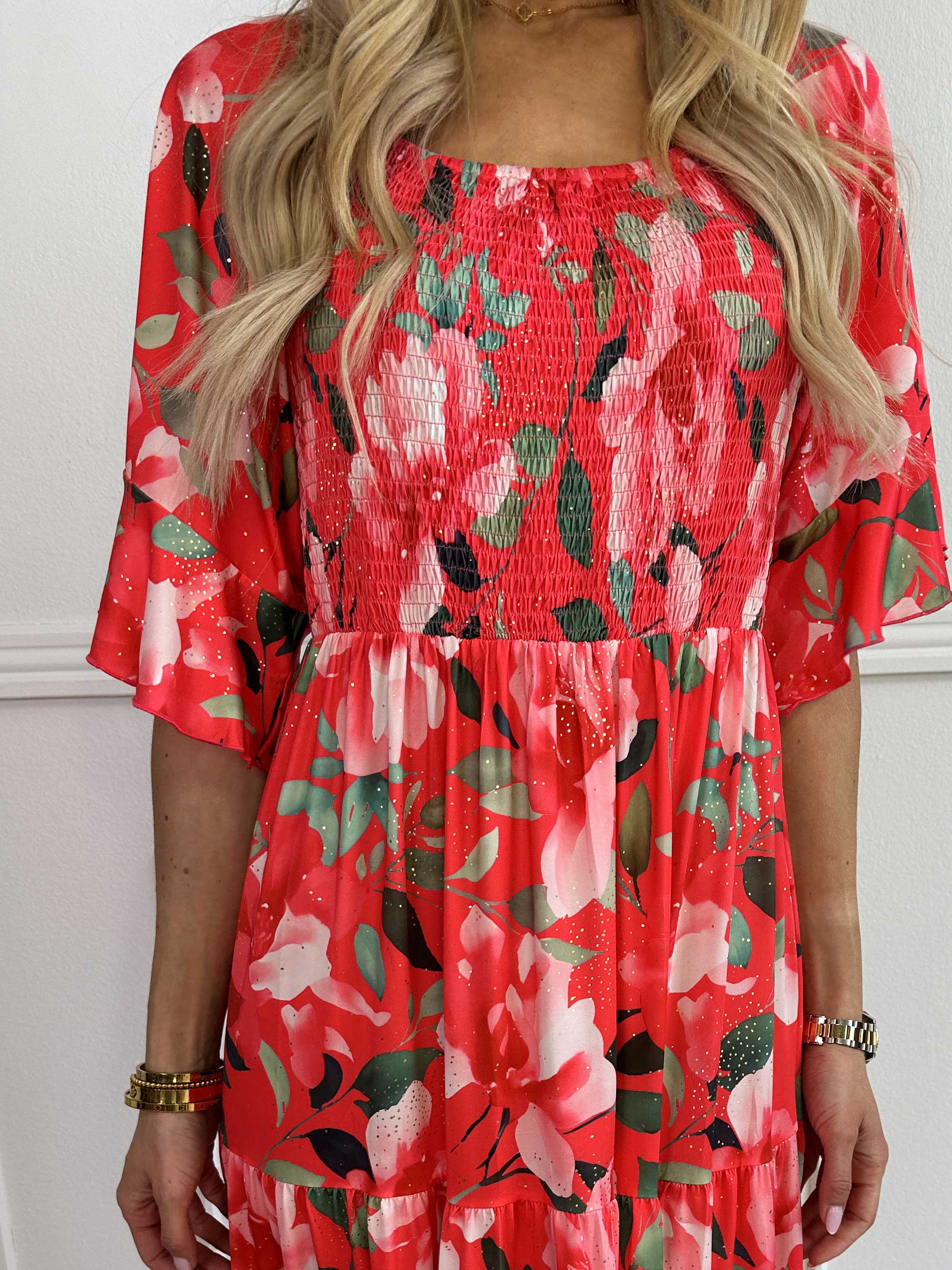 Elna Fiore - Blomstret elastisk kjole med smock over brystet