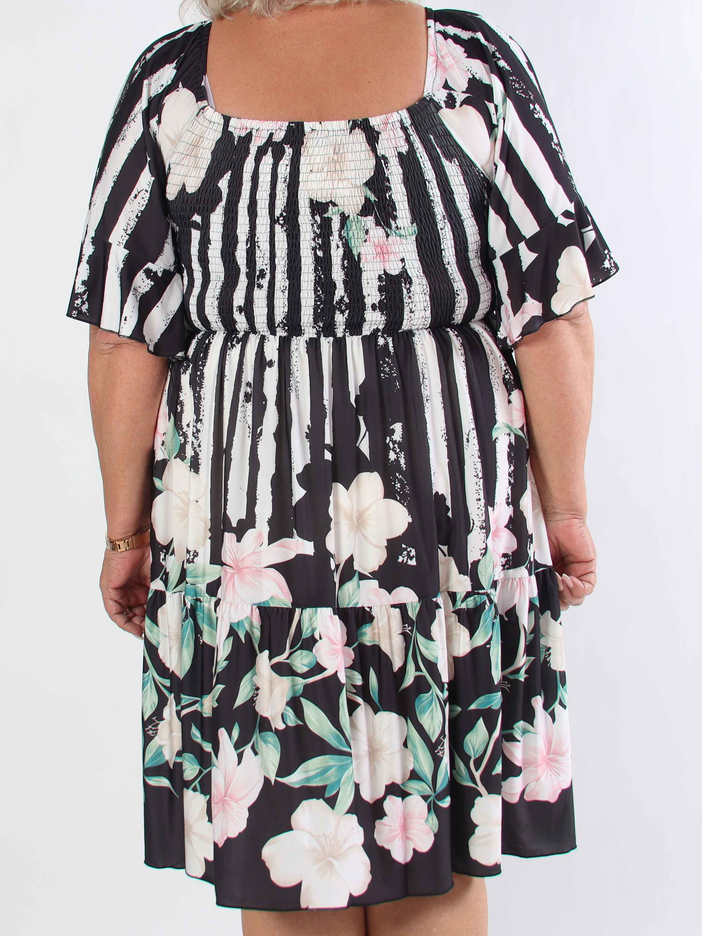 Elna Floral Stripe Short - Elastisk plus size kjole med smock over brystet