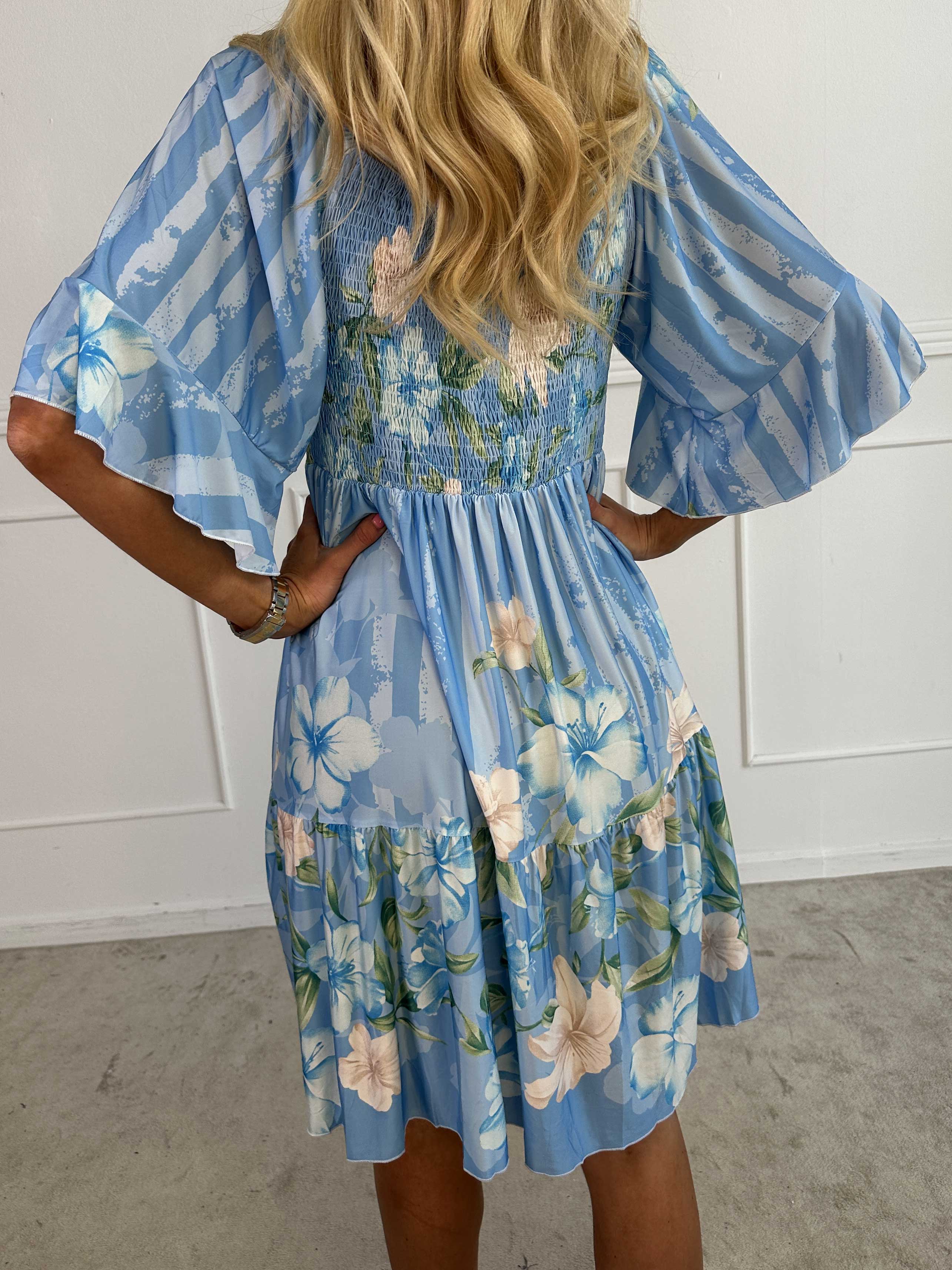 Elna Floral Stripe Short - Blomstret elastisk kjole med smock over brystet