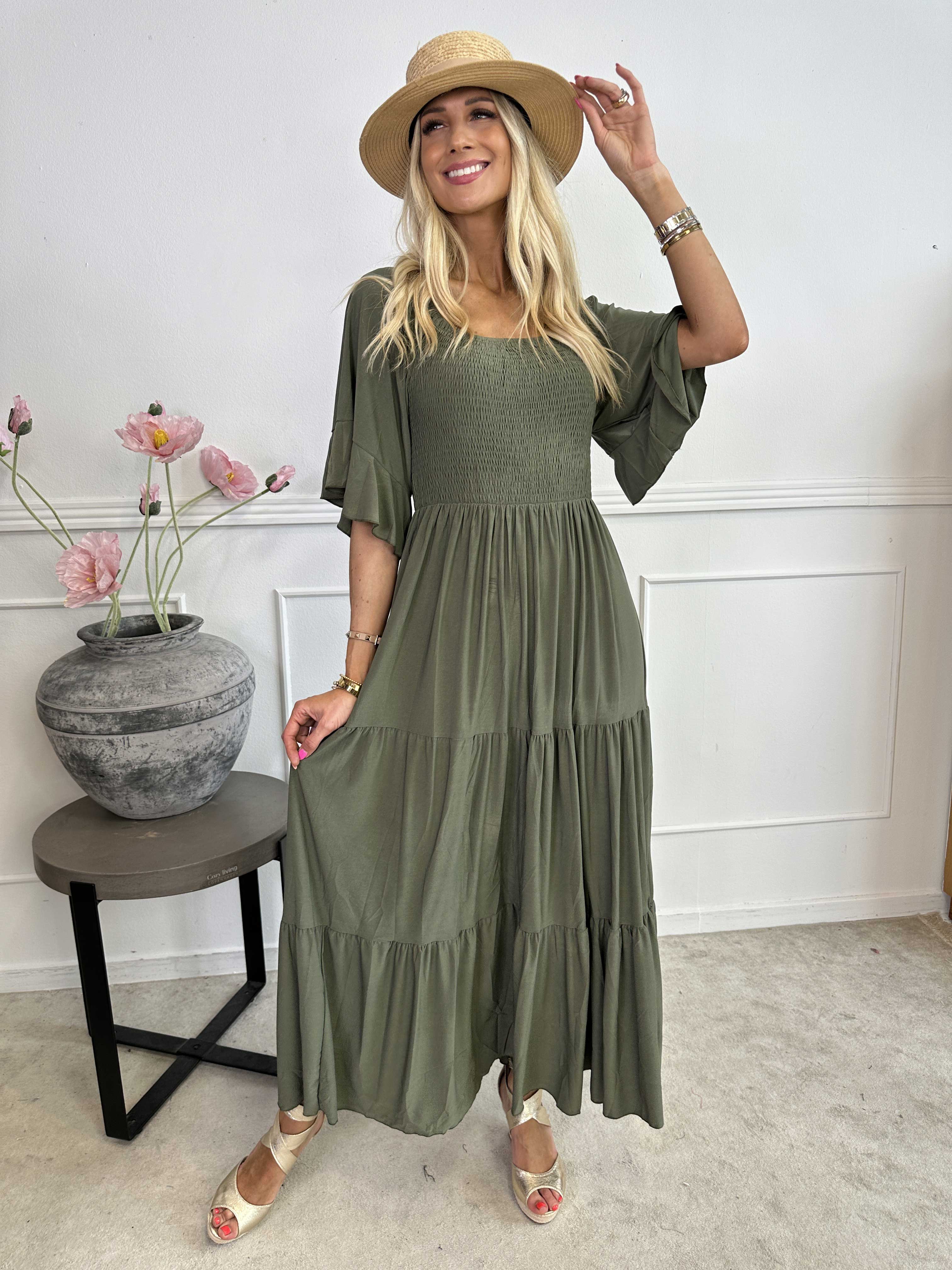 Elna Plain - Lang elastisk plain kjole med smock over brystet