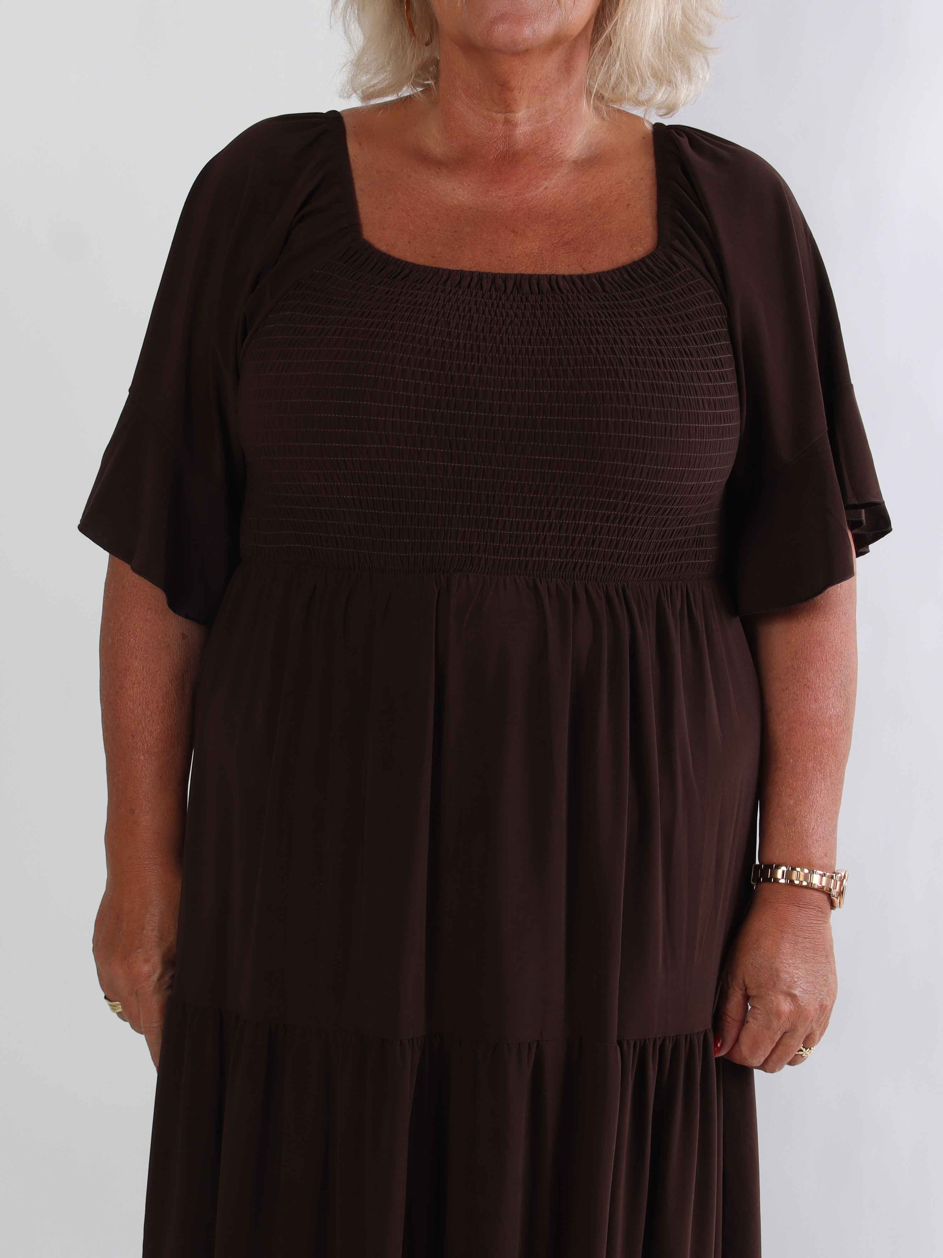 Elna Plain - Elastisk plain plus size kjole med smock over brystet