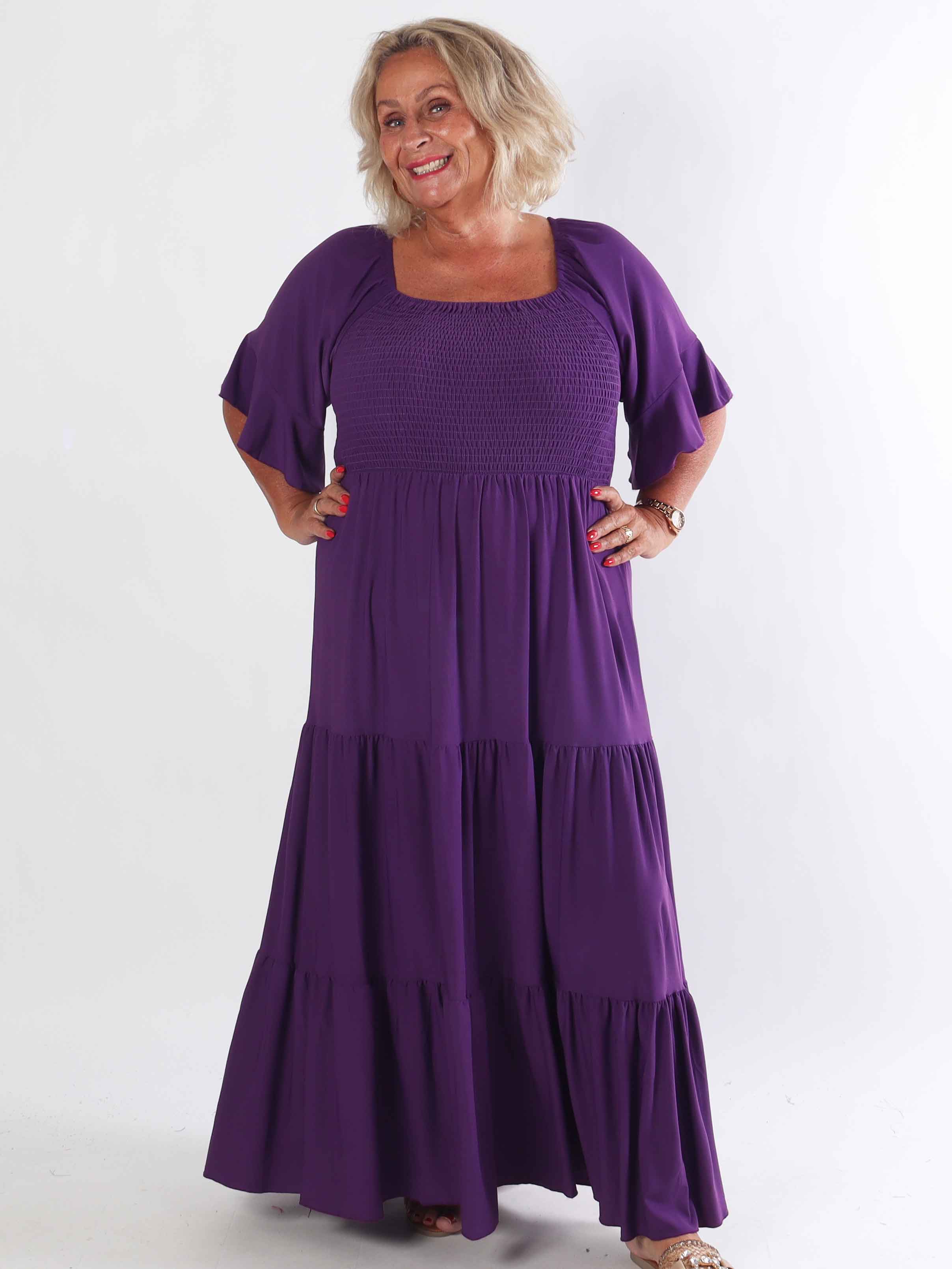 Elna Plain - Elastisk plain plus size kjole med smock over brystet