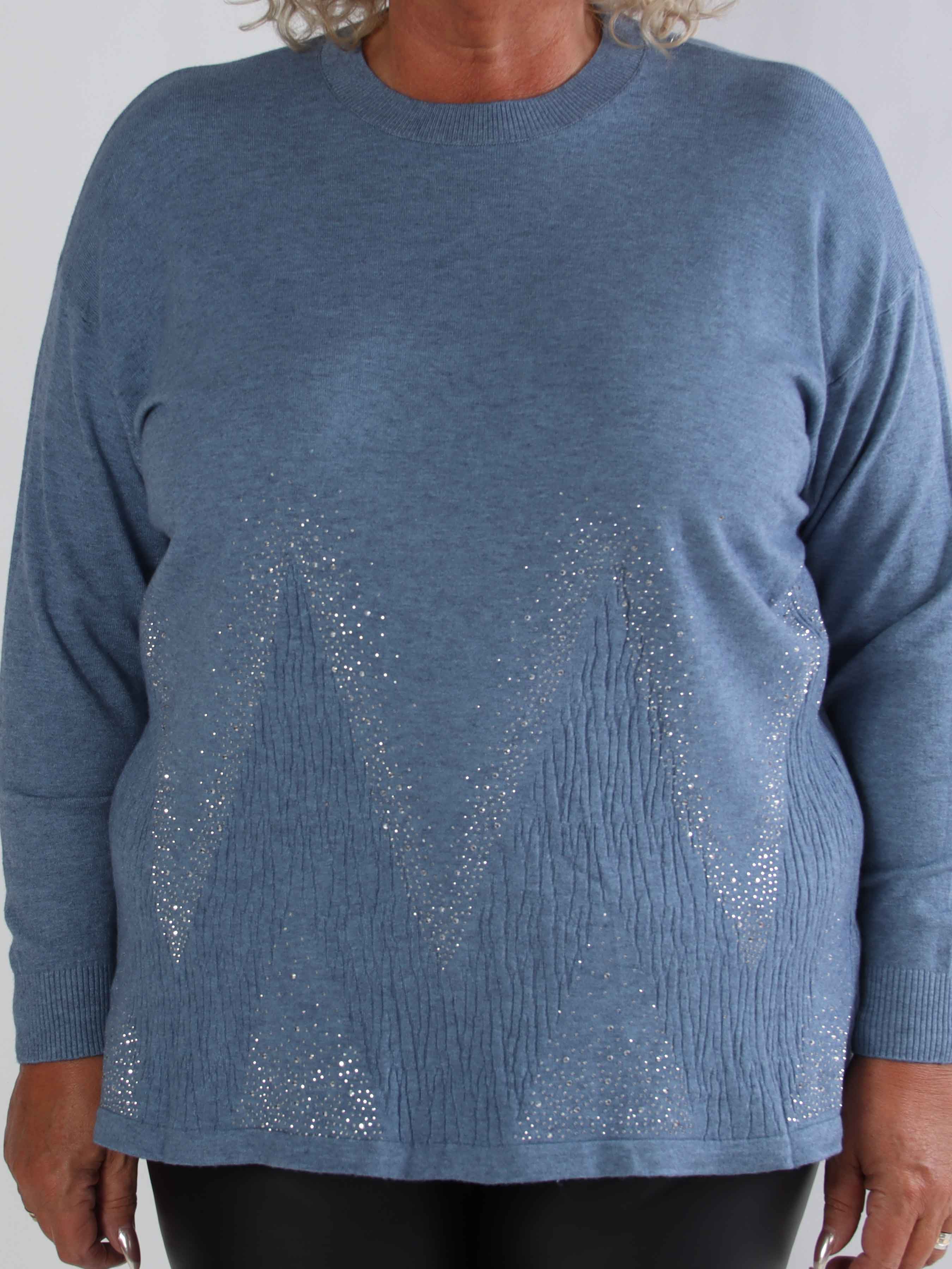 Ellrun - Plus size strikbluse med zigzag af similisten i bunden