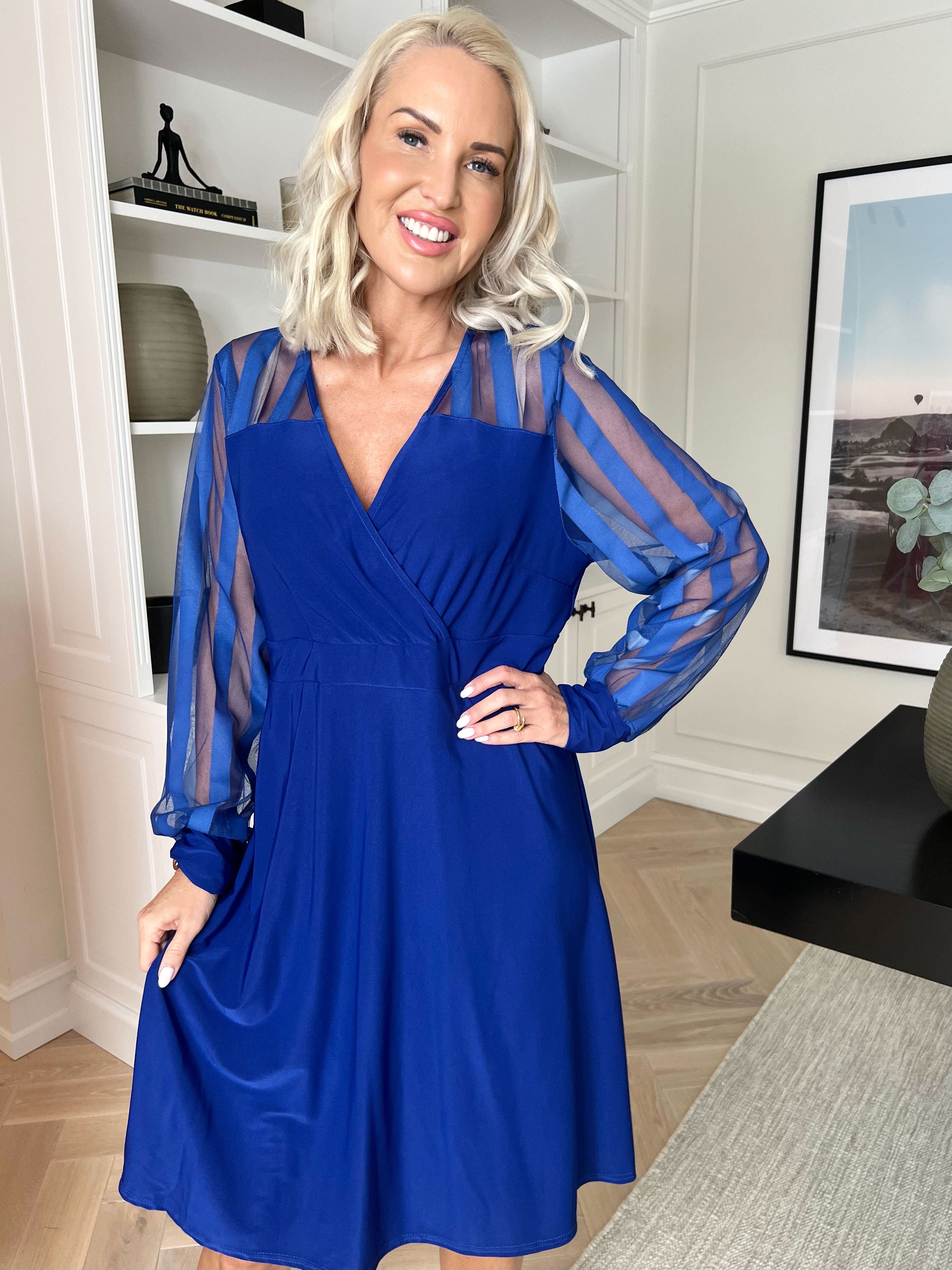 Engel - Kjole med de fineste stribede ærmer i mesh