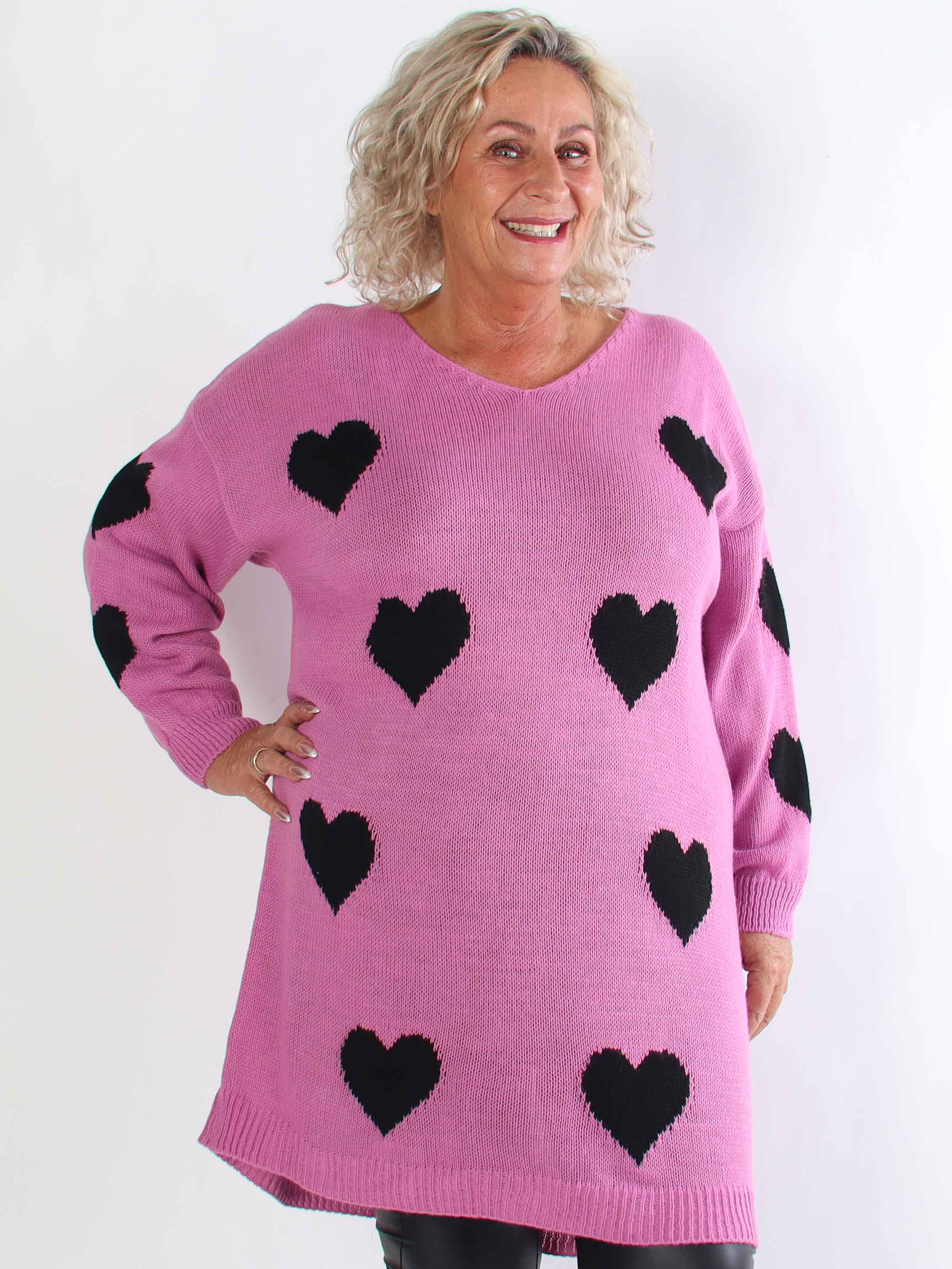 Esly - Plus size strikkjole med hjerter og v-udskæring