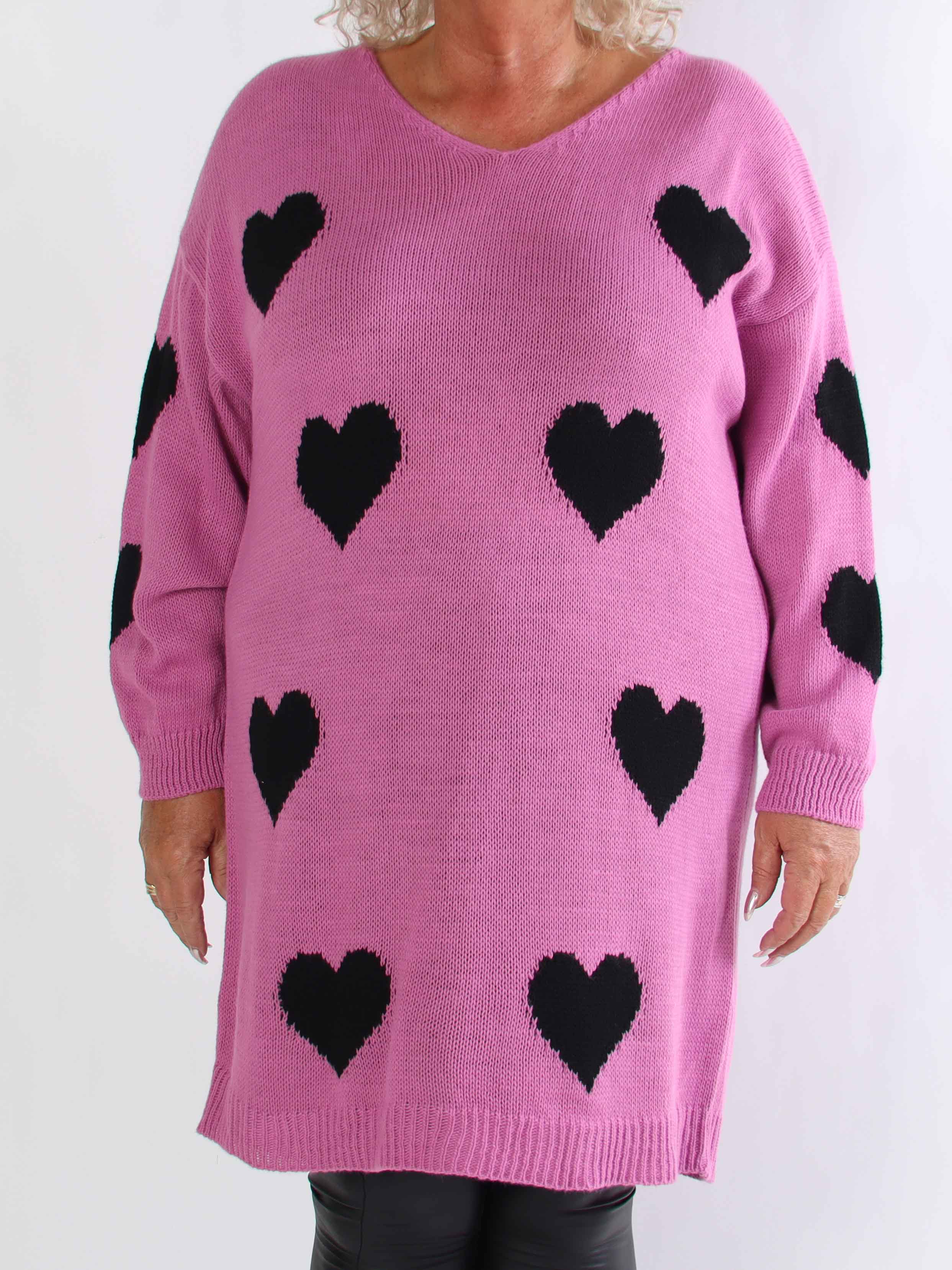 Esly - Plus size strikkjole med hjerter og v-udskæring