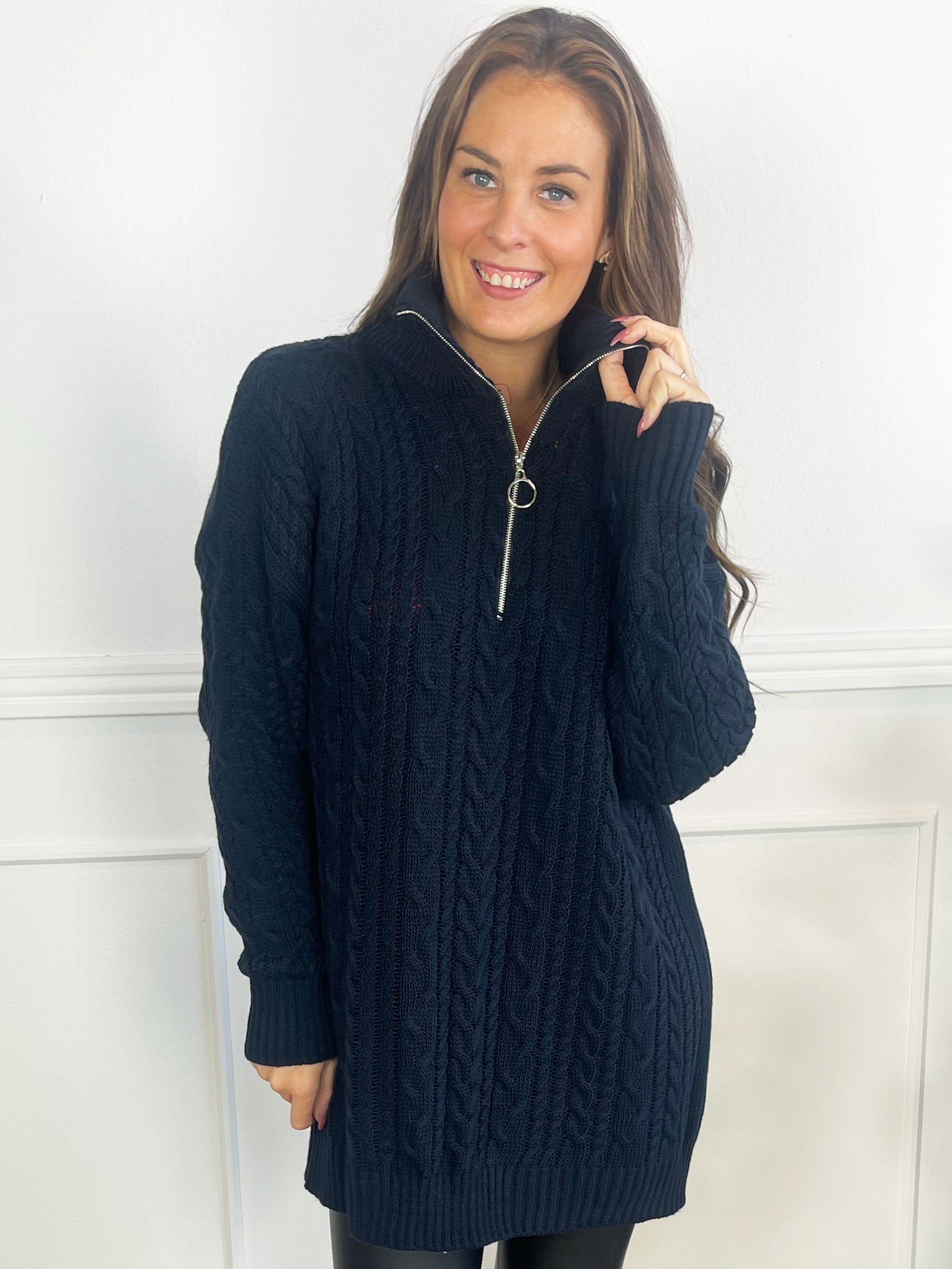 Esly - Striktrøje i kabelstrik med lynlås