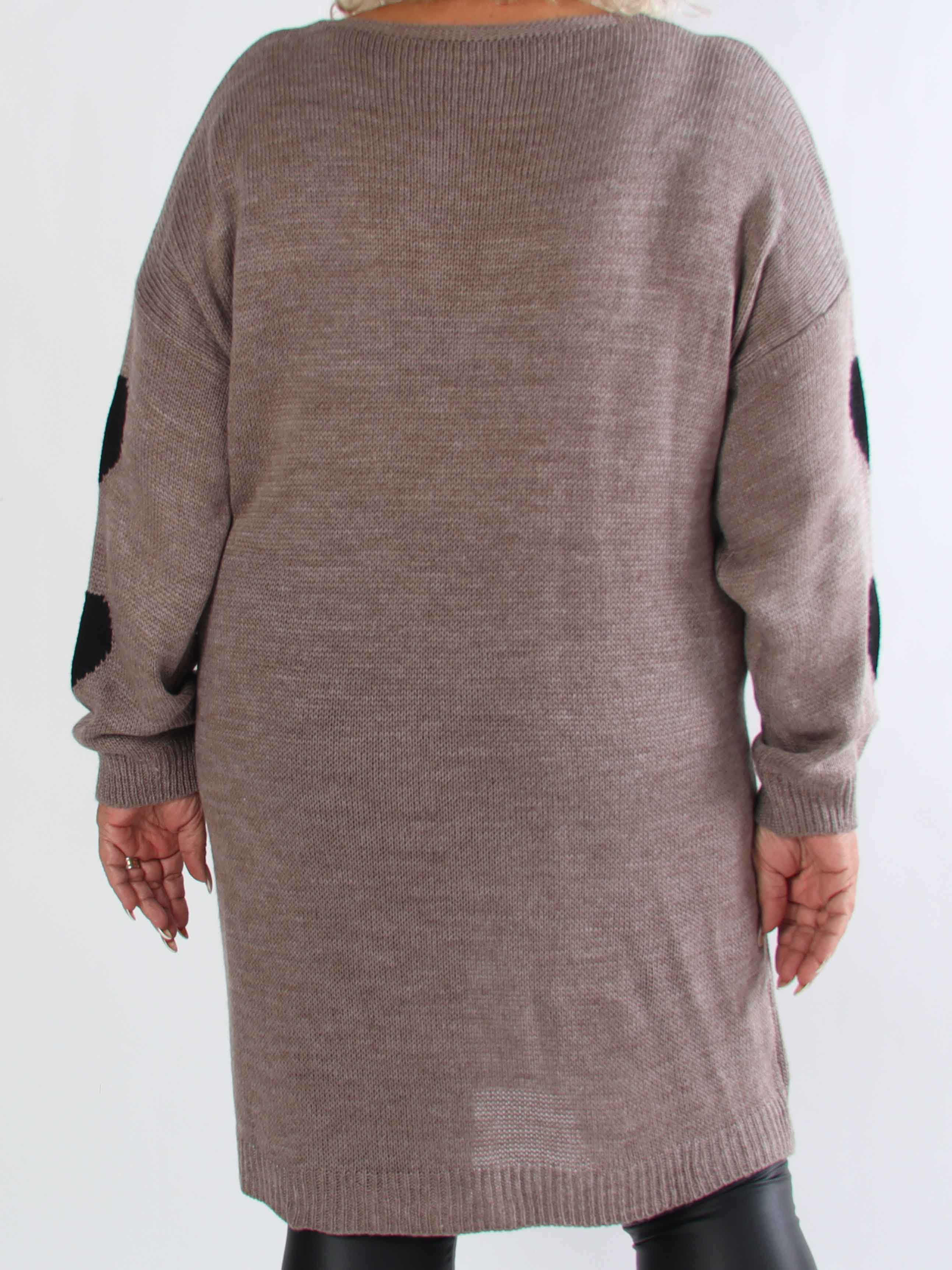 Esly - Plus size strikkjole med hjerter og v-udskæring