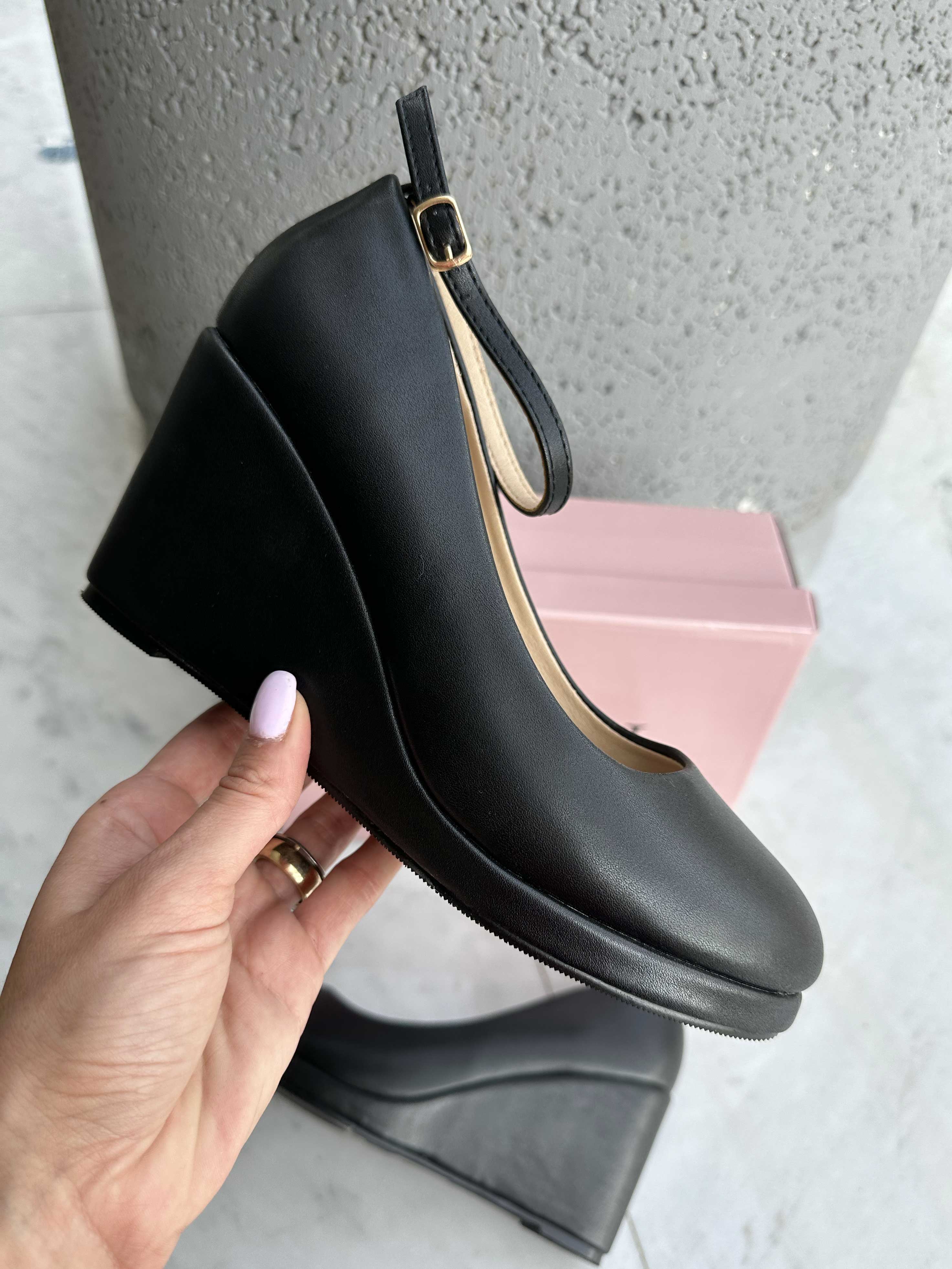 Europa - Søde kilehæle med rem