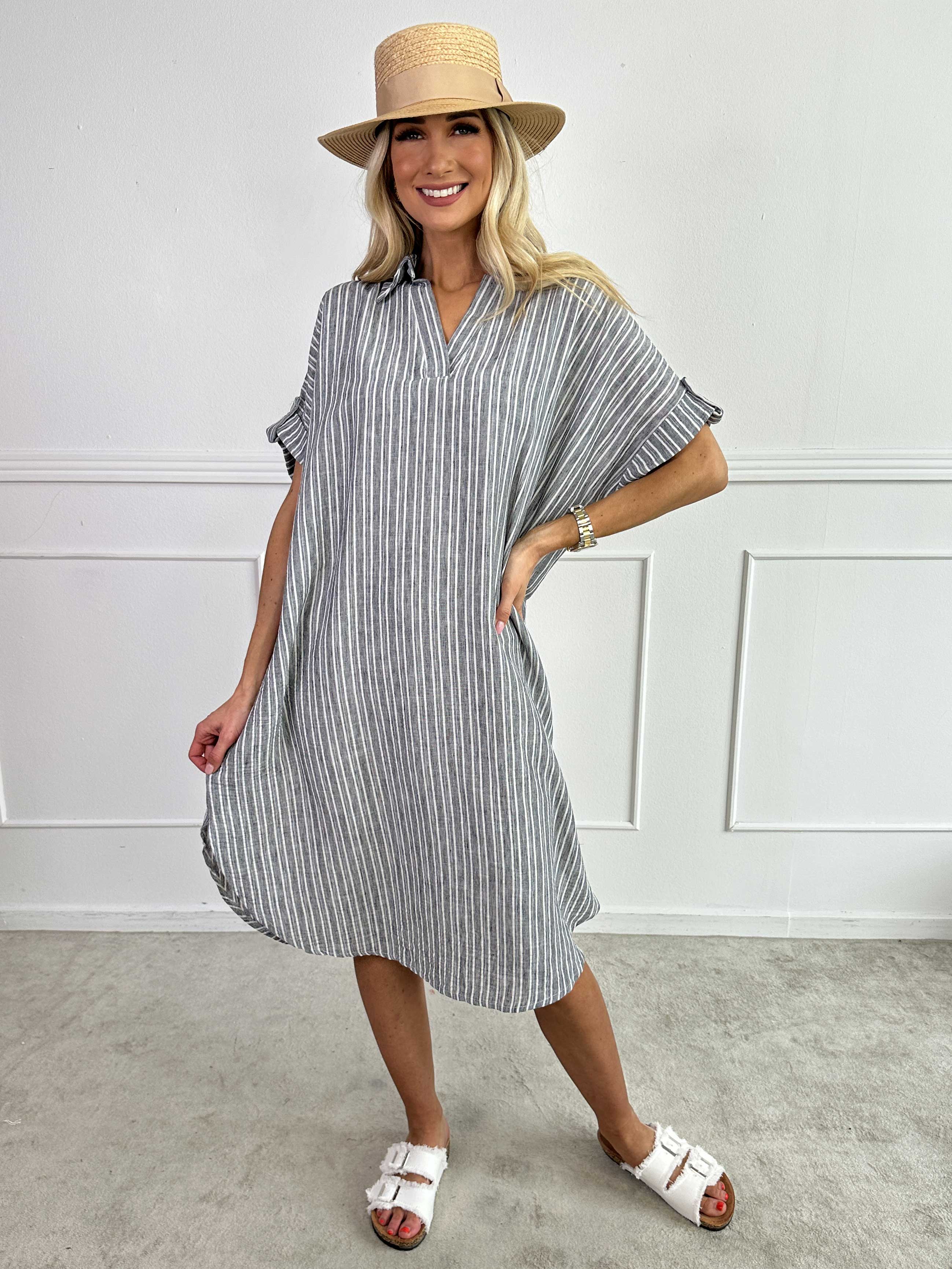 Evelyn - Stribet tunikakjole med skjortekrave