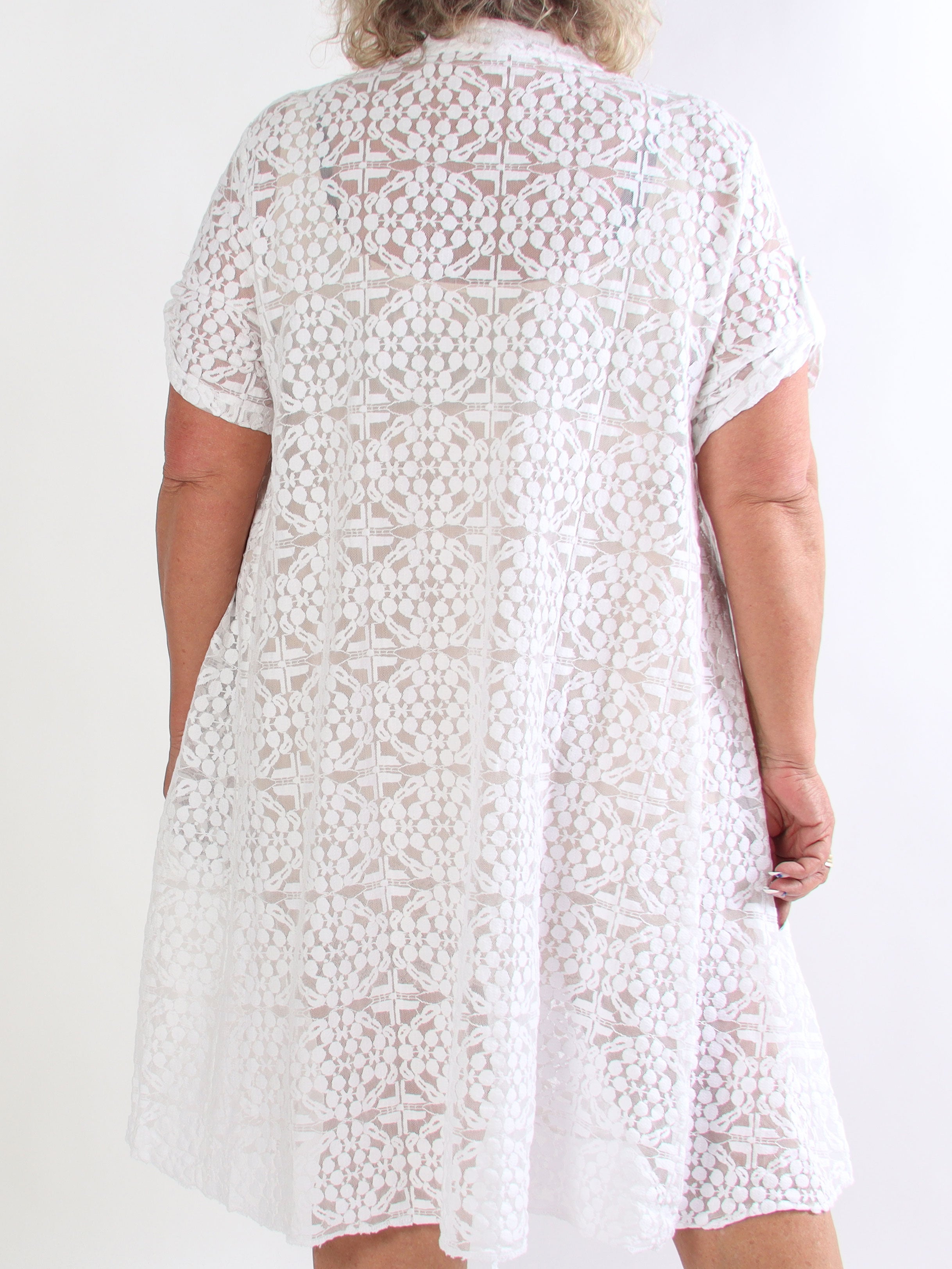 Evey - Plus size skjortekjole i a-form og transparent blonde