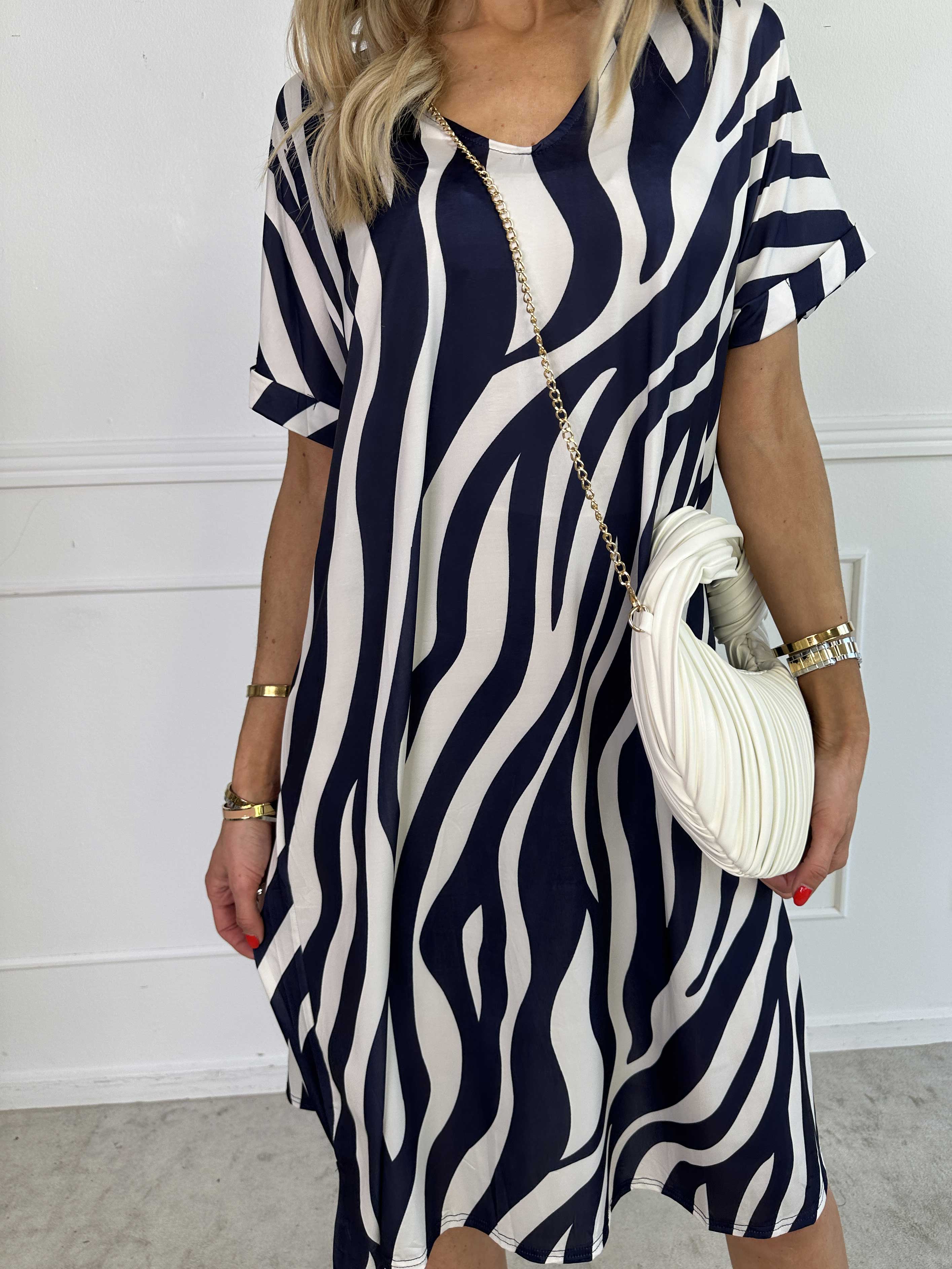 Evie Zebra - Løs tunikakjole i elastisk stof med zebraprint