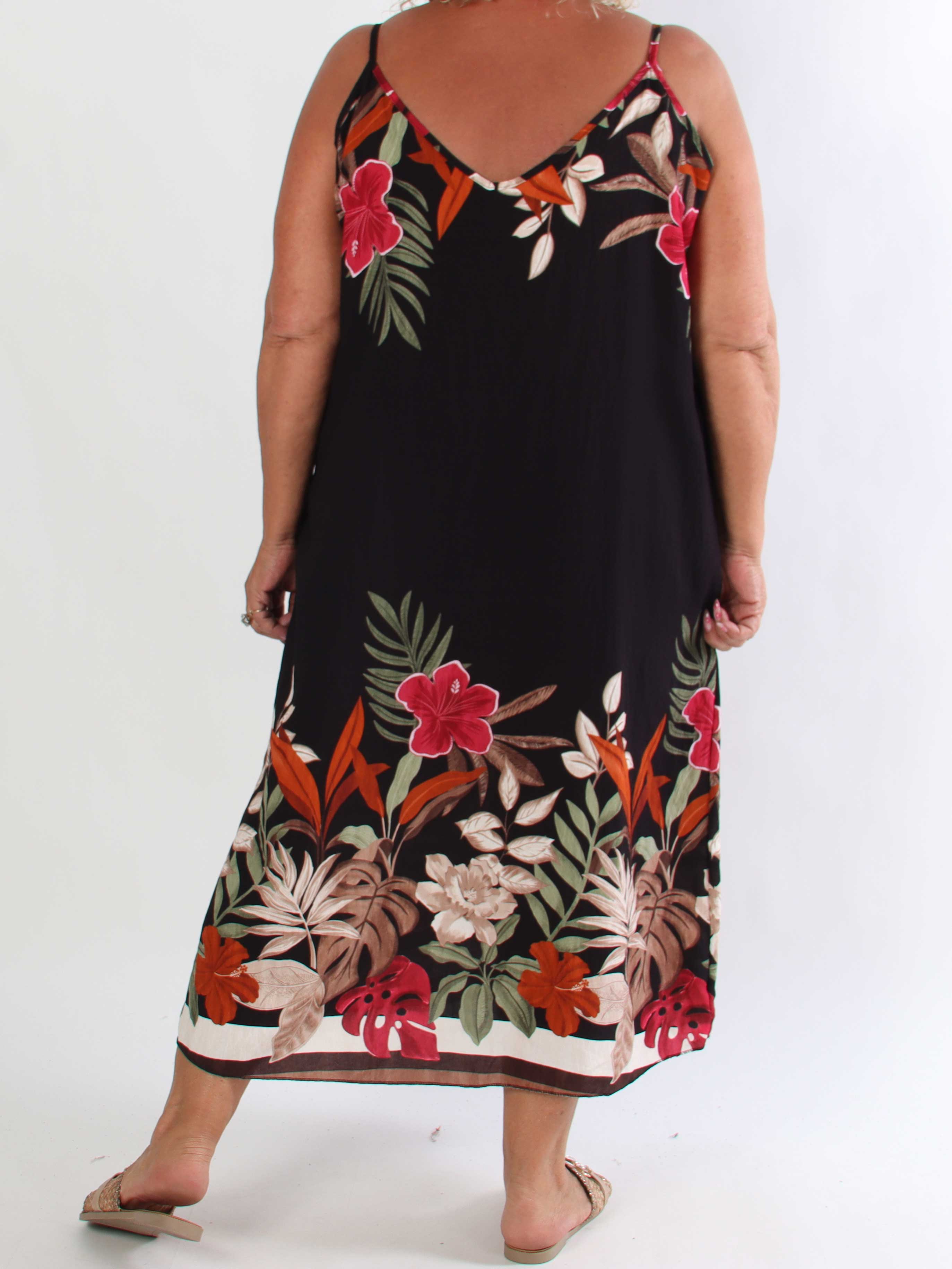 Fahima - Sød plus size stropkjole i viskose med eksotiske blomstermotiver
