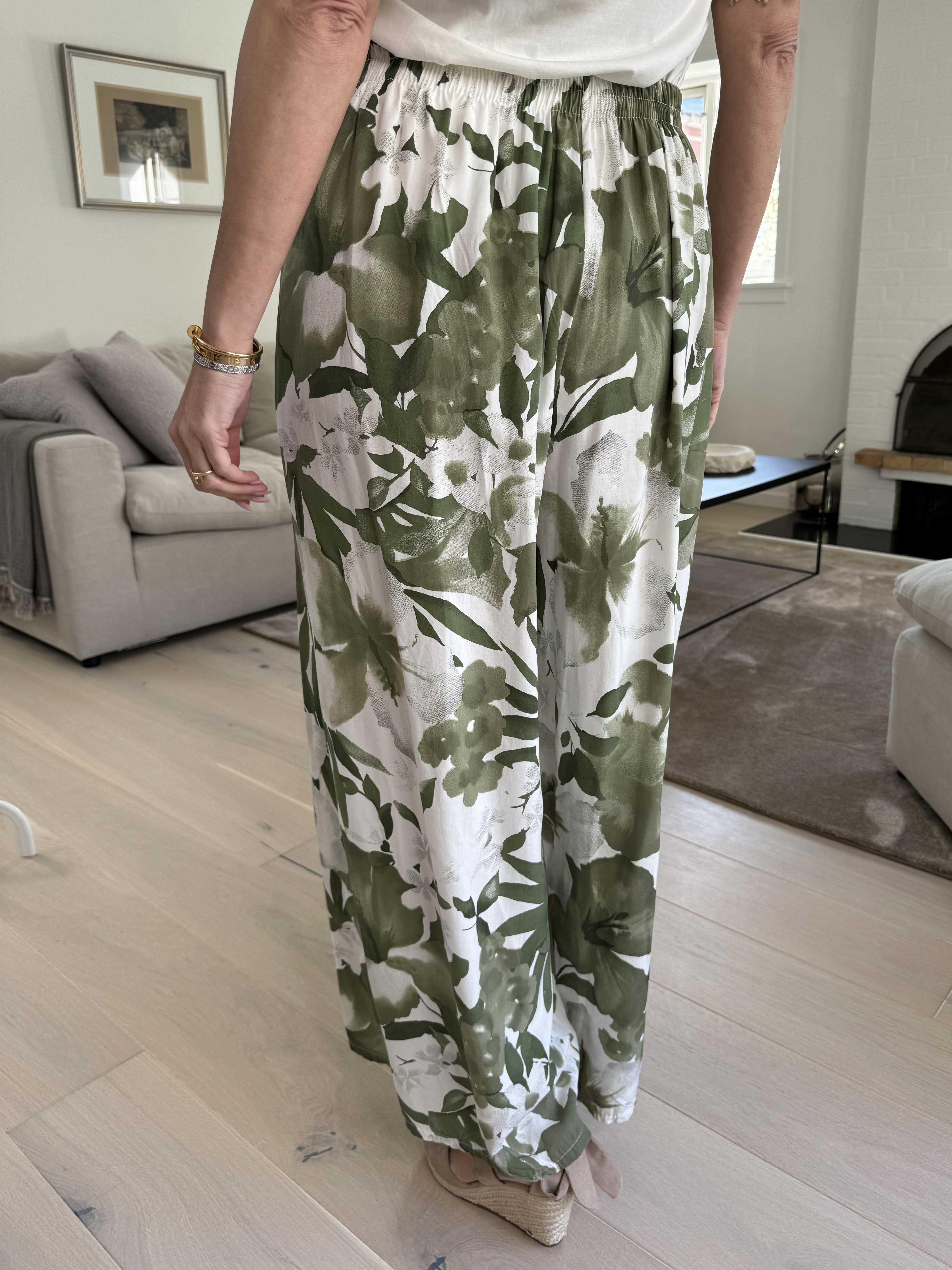 Fatina - Søde blomstret sommerbukser