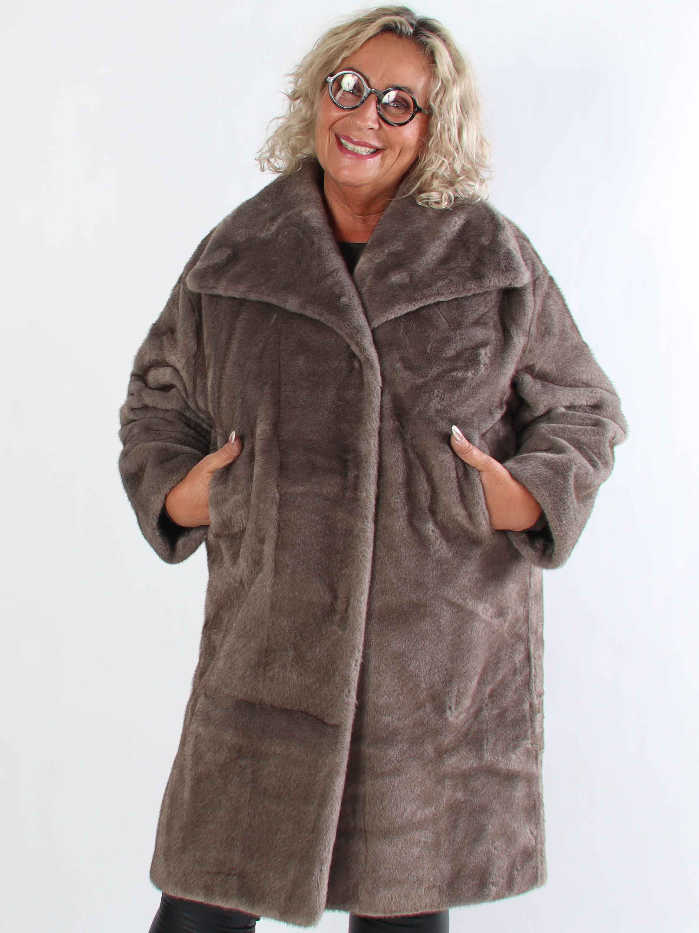 Federica - Blød faux fur frakke med krave