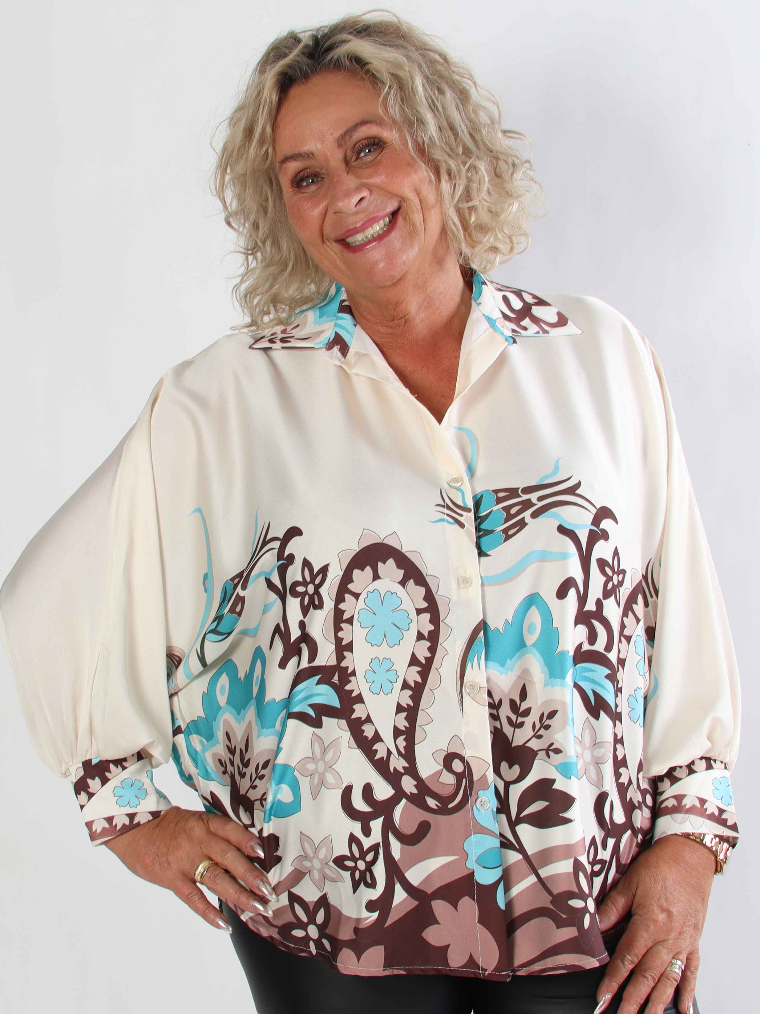 Feliciti Paisley - Mønstret plus size skjorte med flagermusærmer