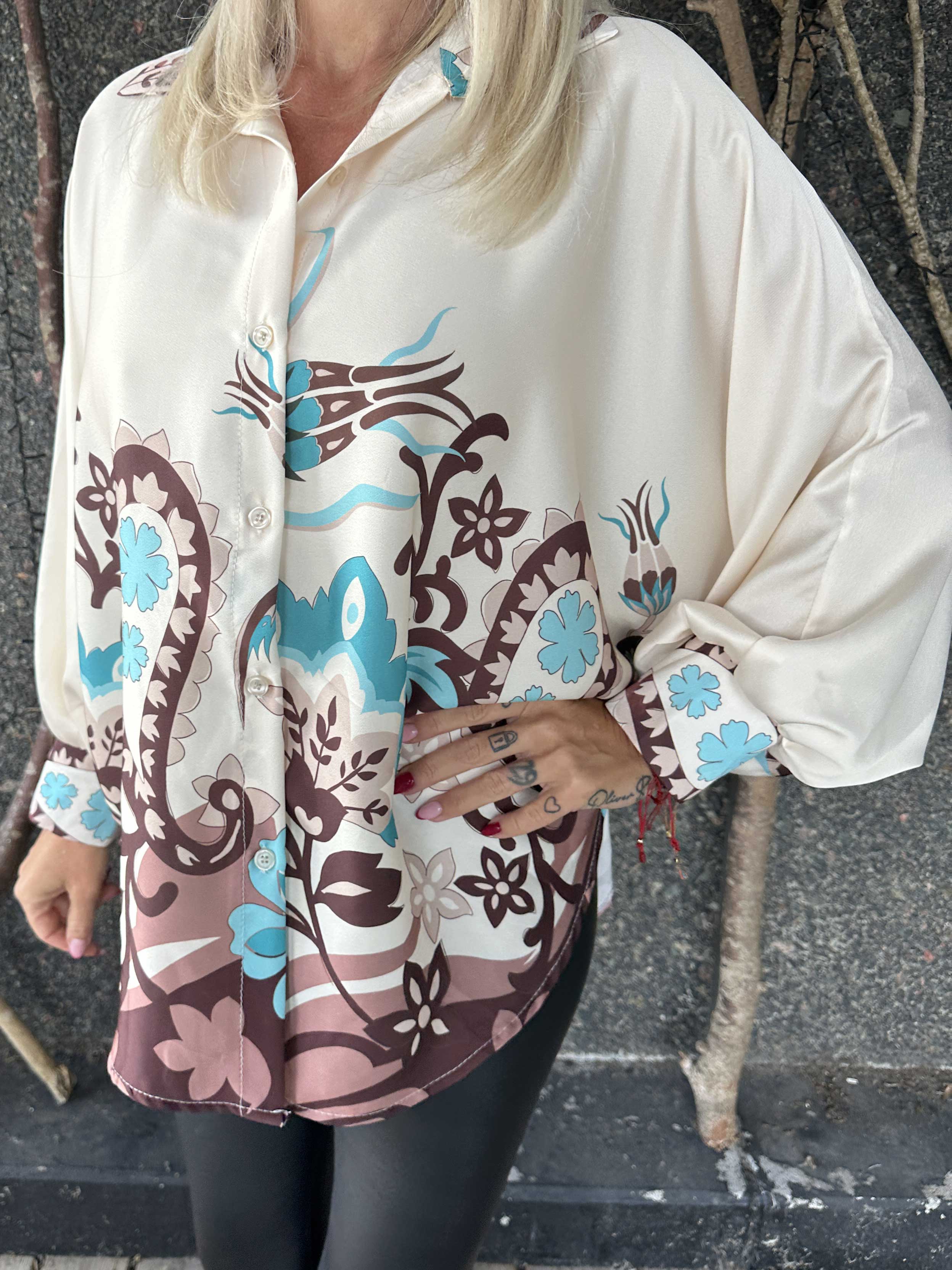 Feliciti Paisley - Mønstret skjorte med flagermusærmer