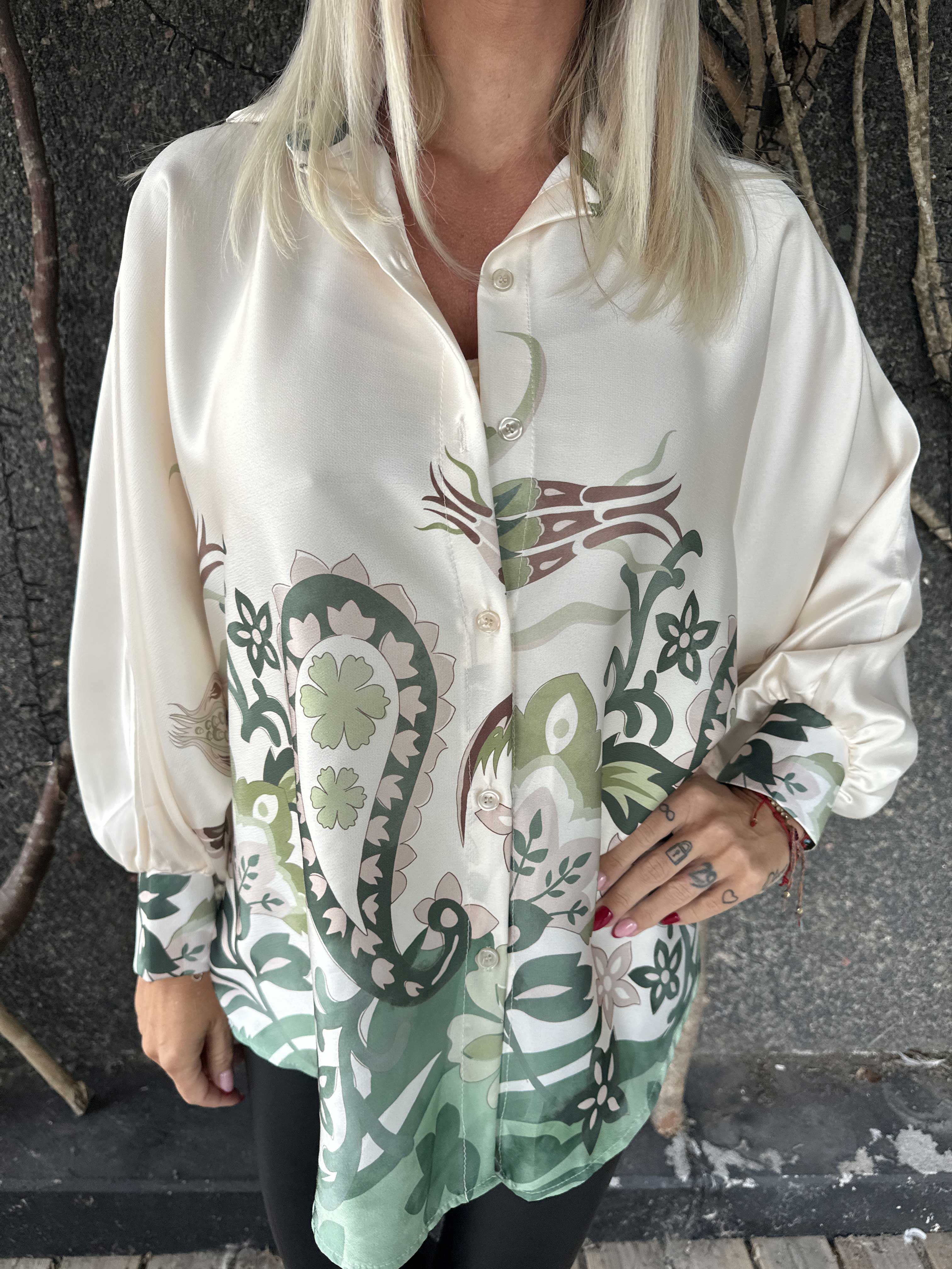 Feliciti Paisley - Mønstret skjorte med flagermusærmer