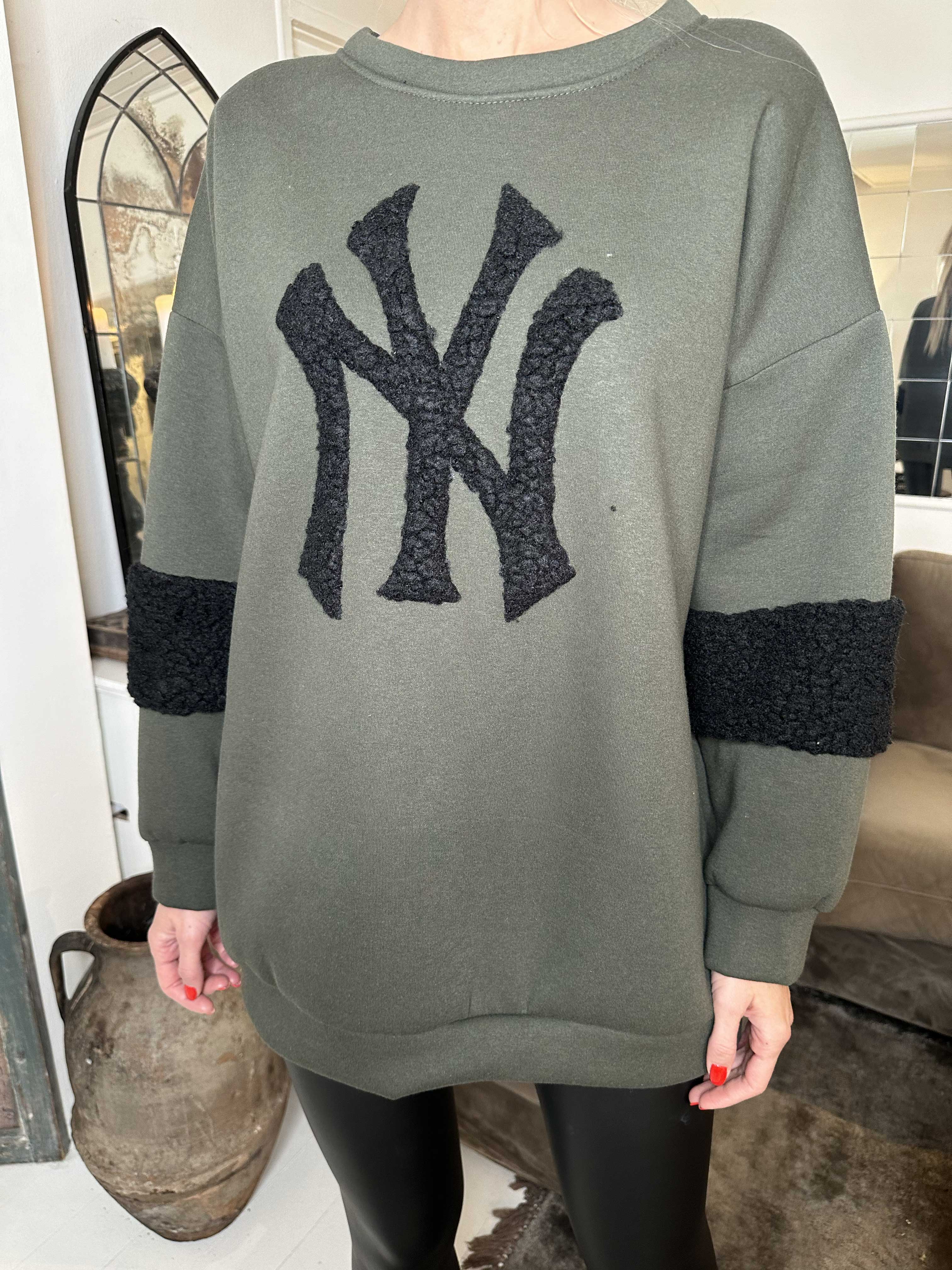 Fenya - Sweatshirt detaljeret med blødt plys