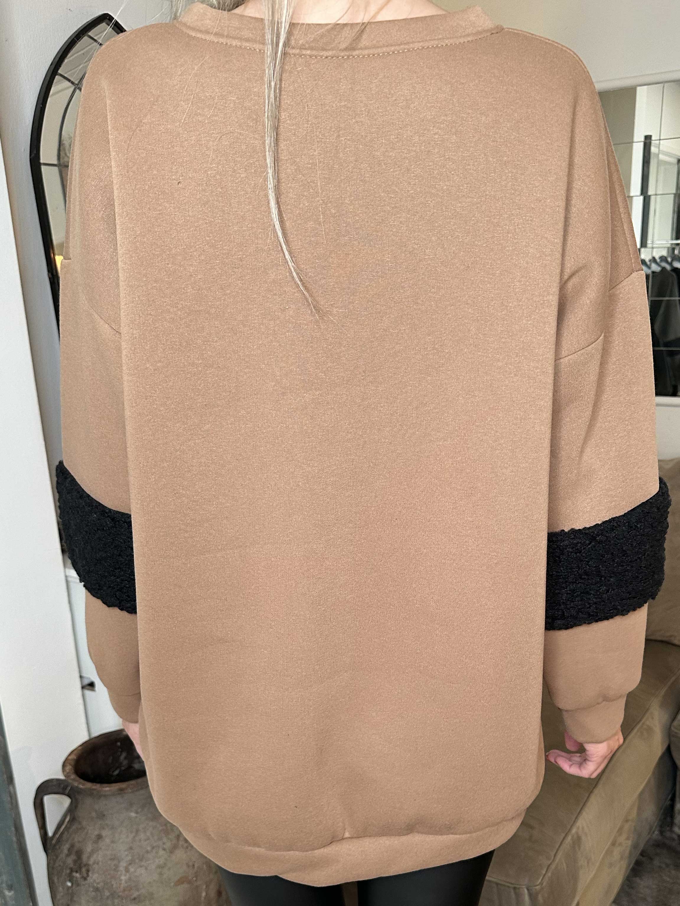 Fenya - Sweatshirt detaljeret med blødt plys
