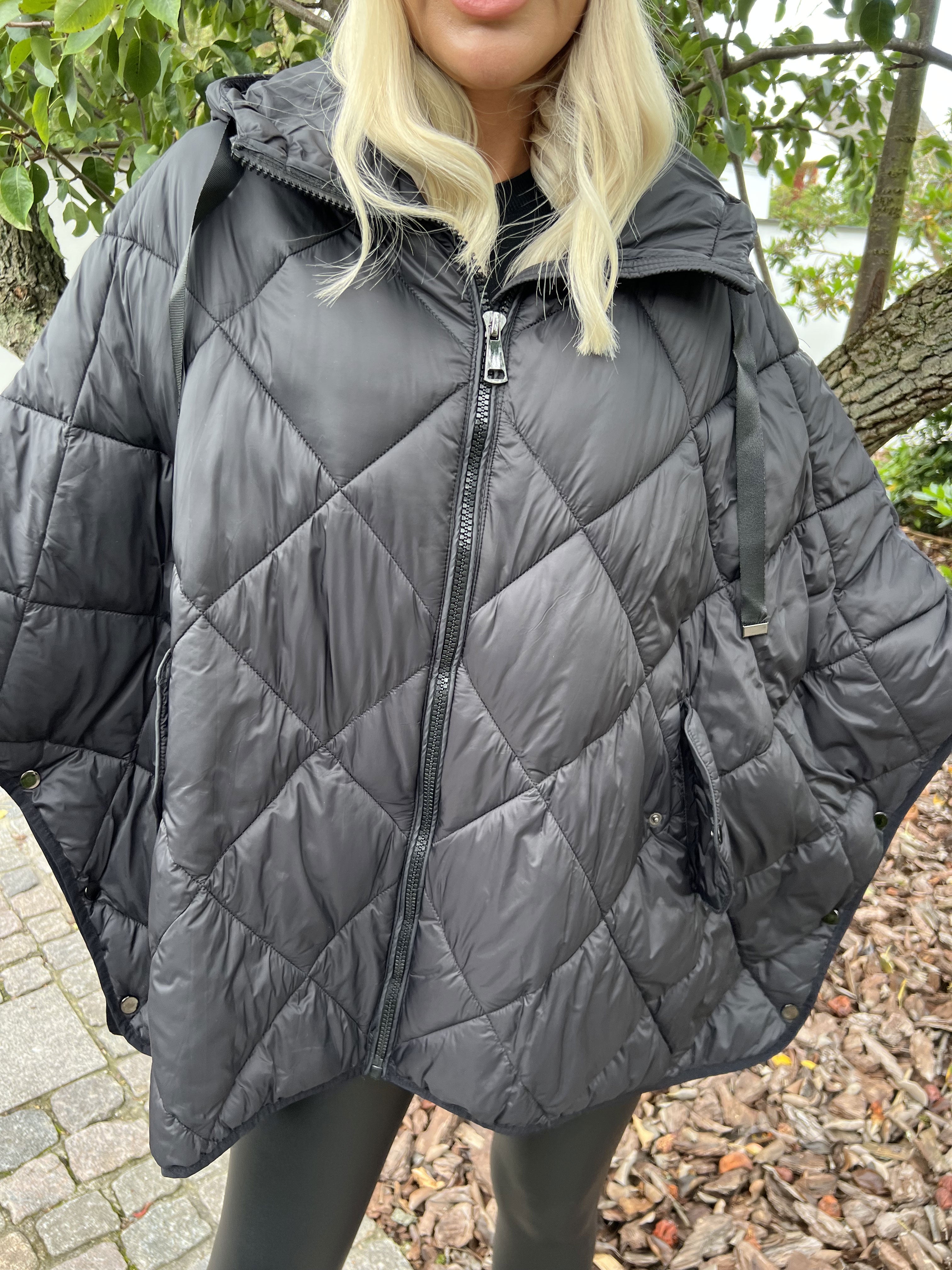 Floriza - Kort dynejakke i oversized pasform