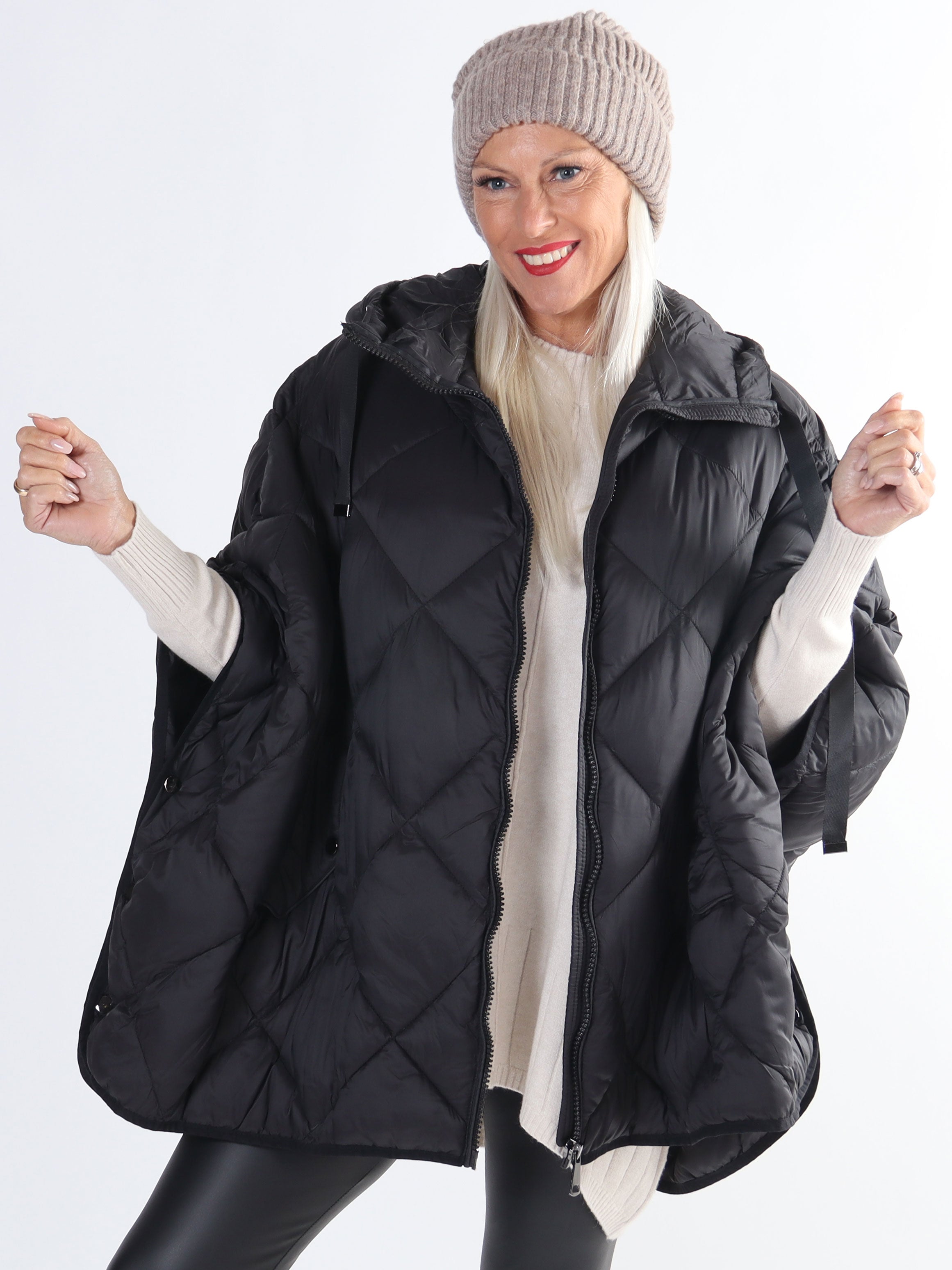 Floriza - Kort plus size dynejakke i oversized pasform