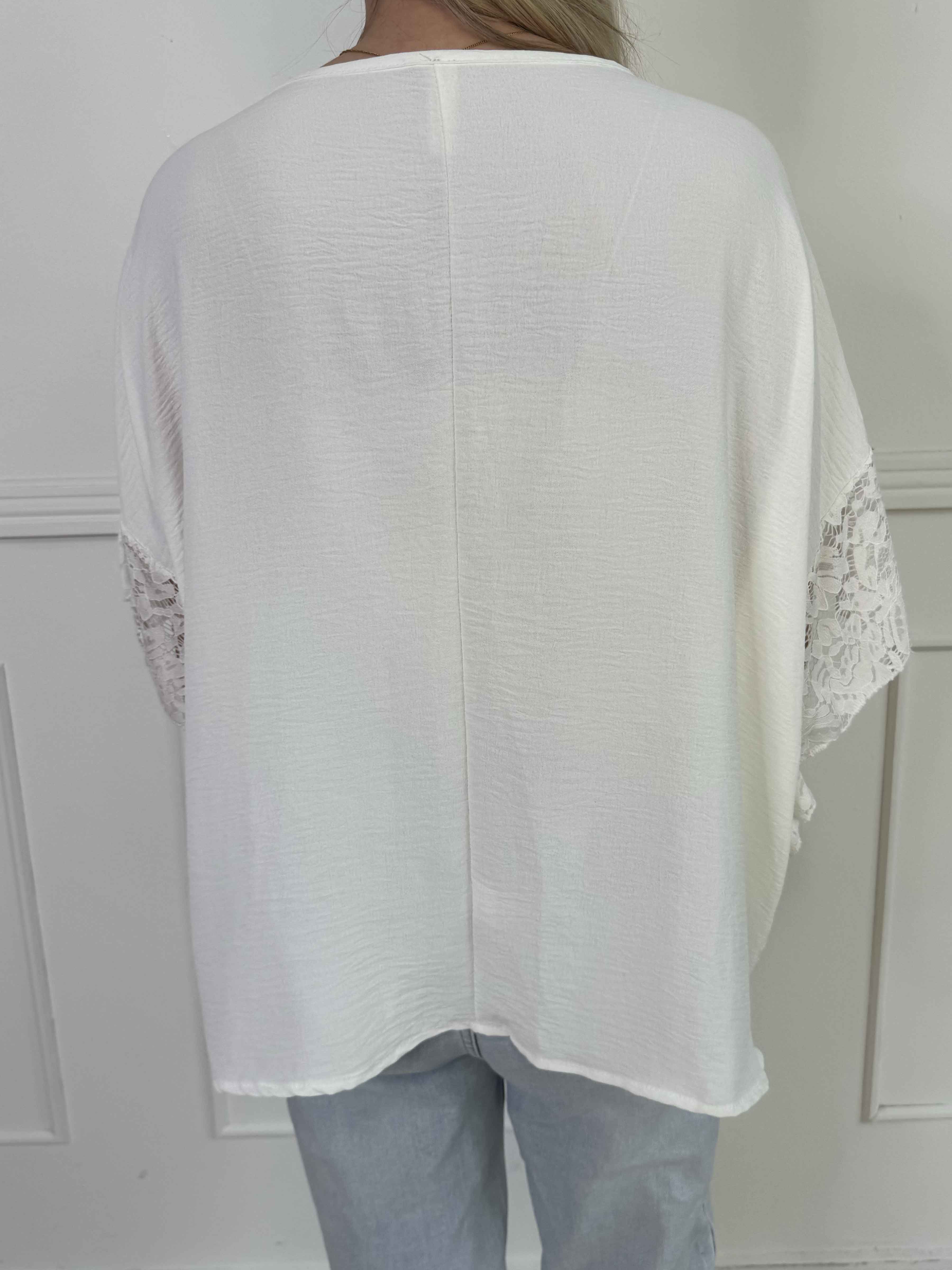 Frazzine Shirt - Tunika i løs pasform med blondekant ved ærmerne