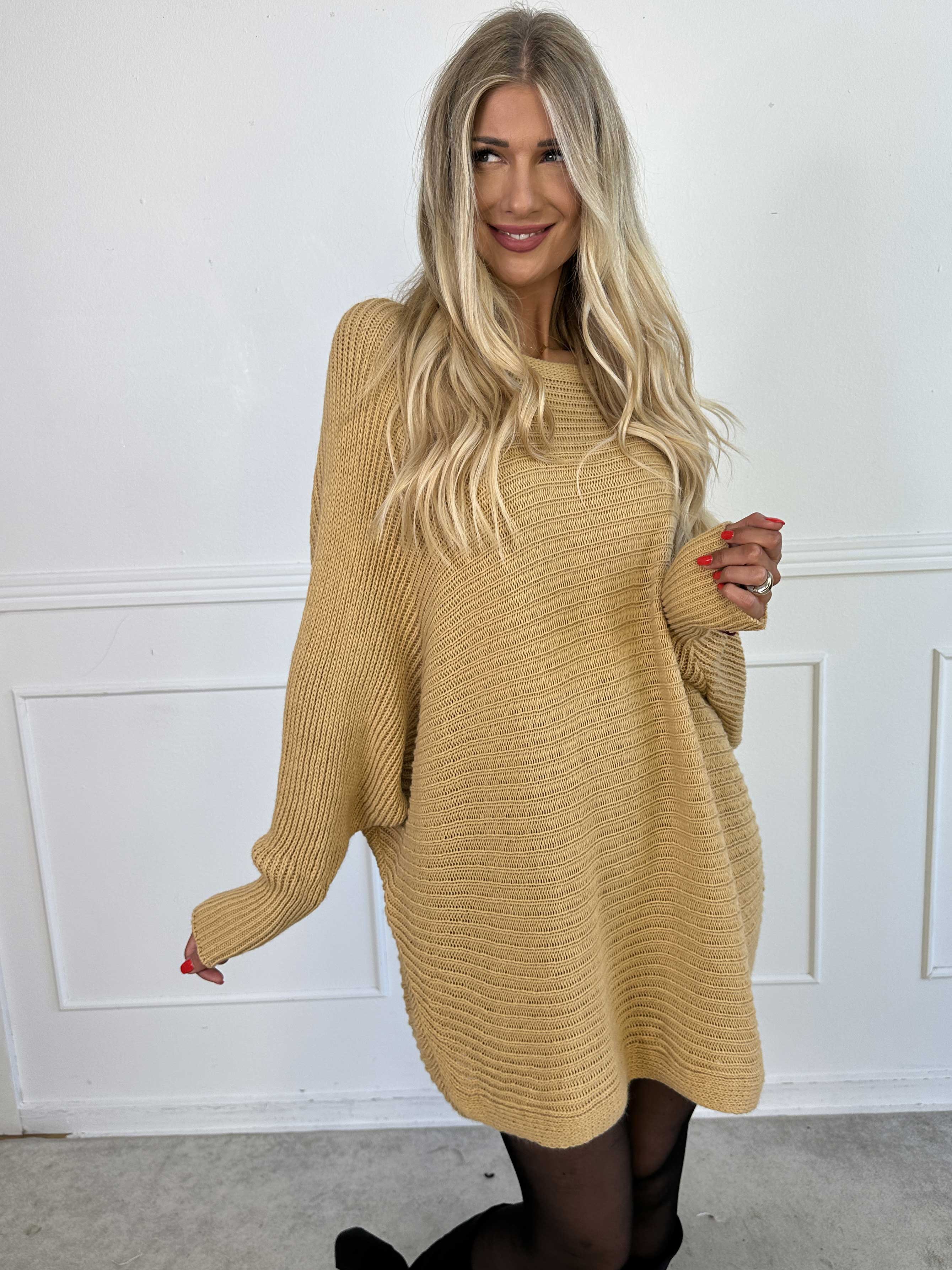 Gabbi - Oversized strik med flagermusærmer