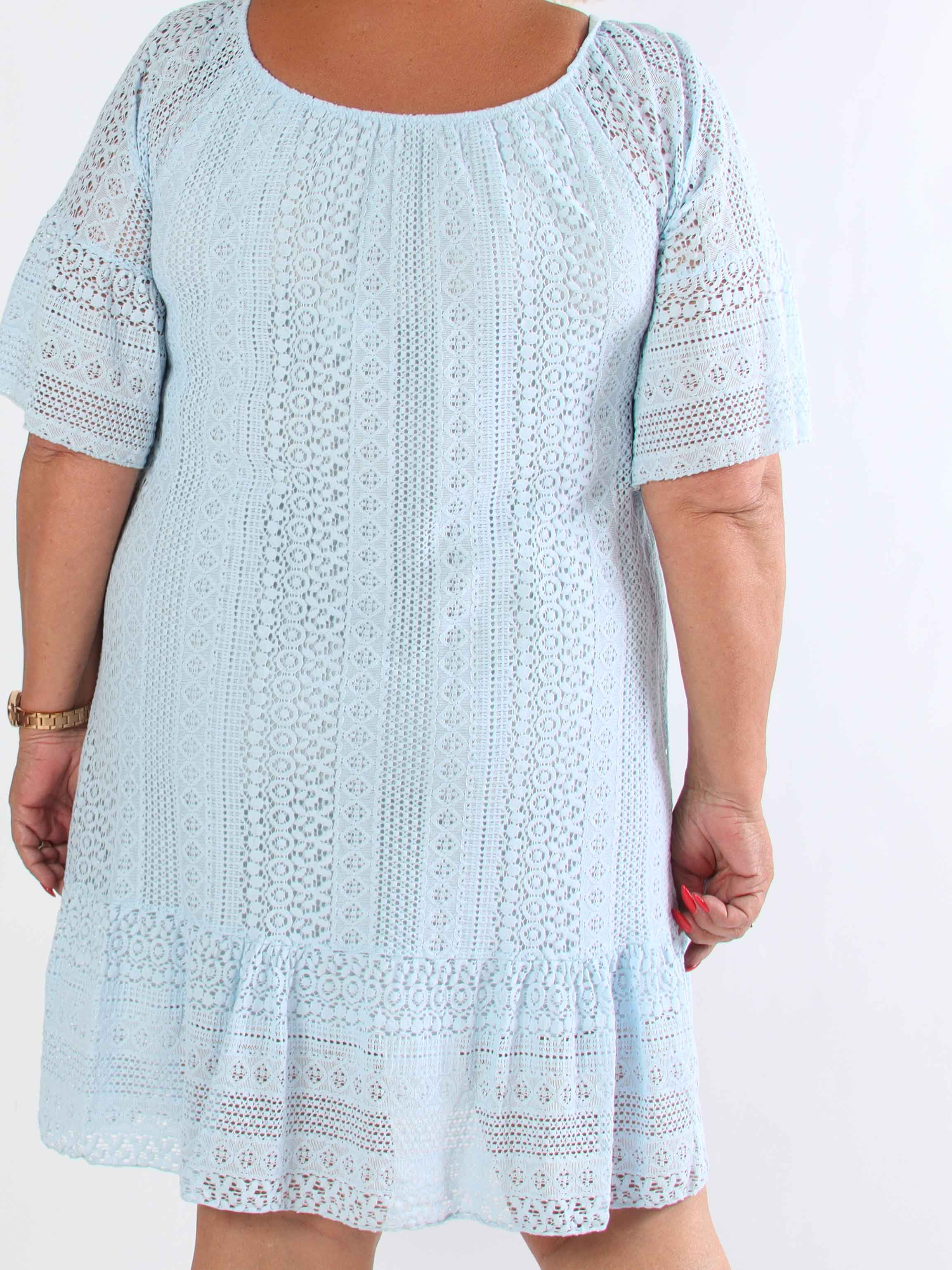 Galateia Sleeves - Plus size kjole i blød blonde i bomuld