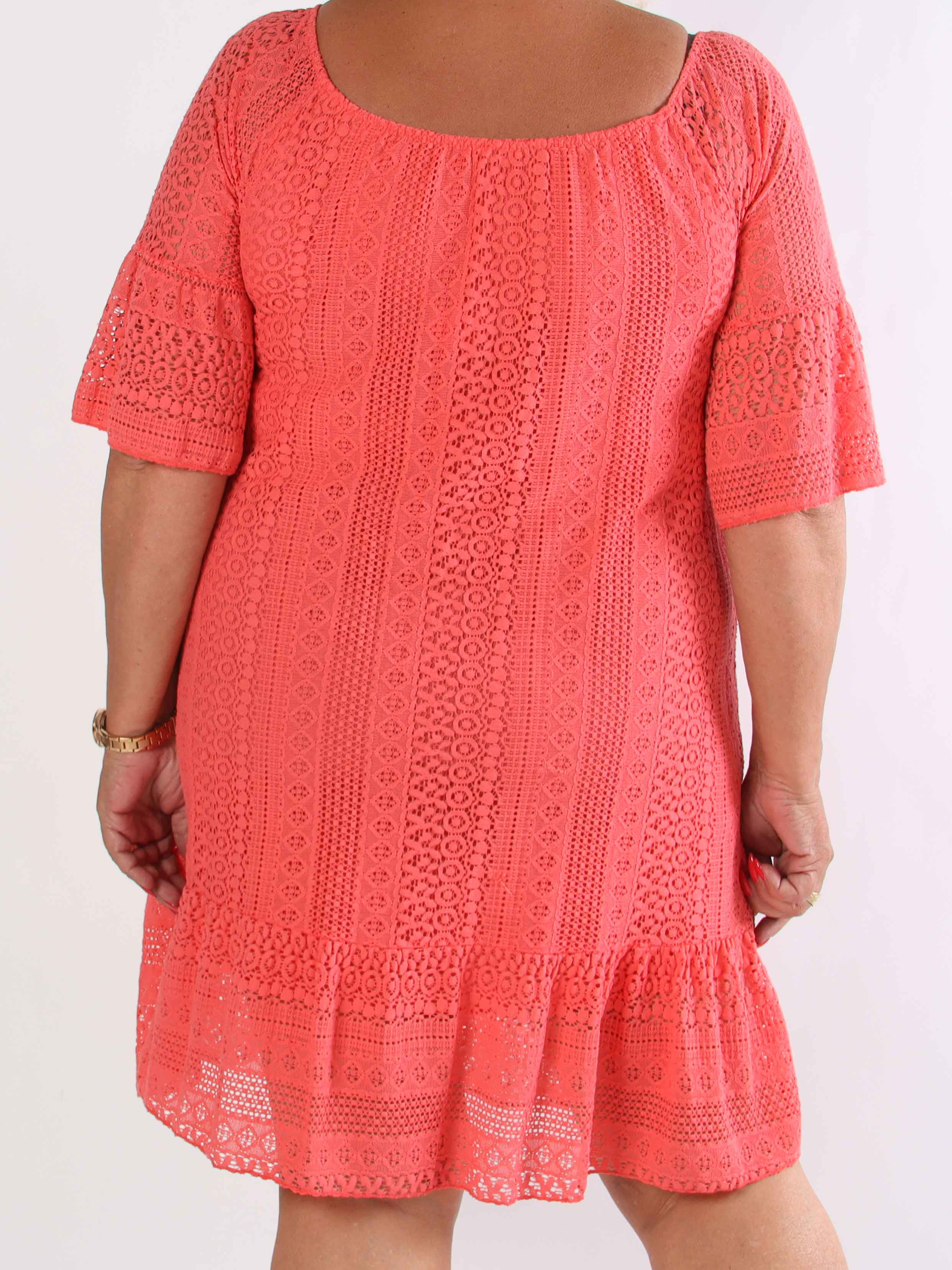 Galateia Sleeves - Plus size kjole i blød blonde i bomuld