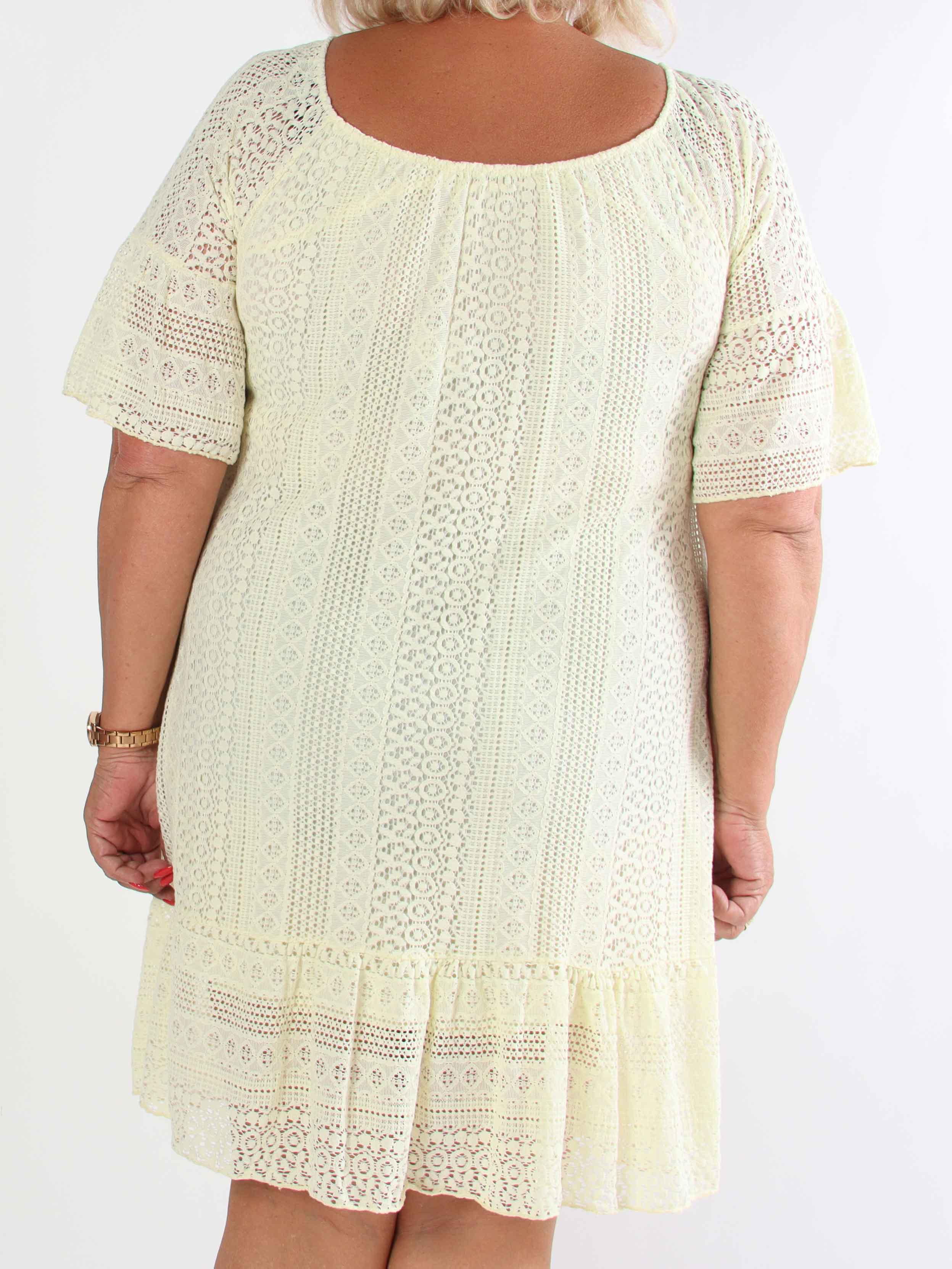Galateia Sleeves - Plus size kjole i blød blonde i bomuld