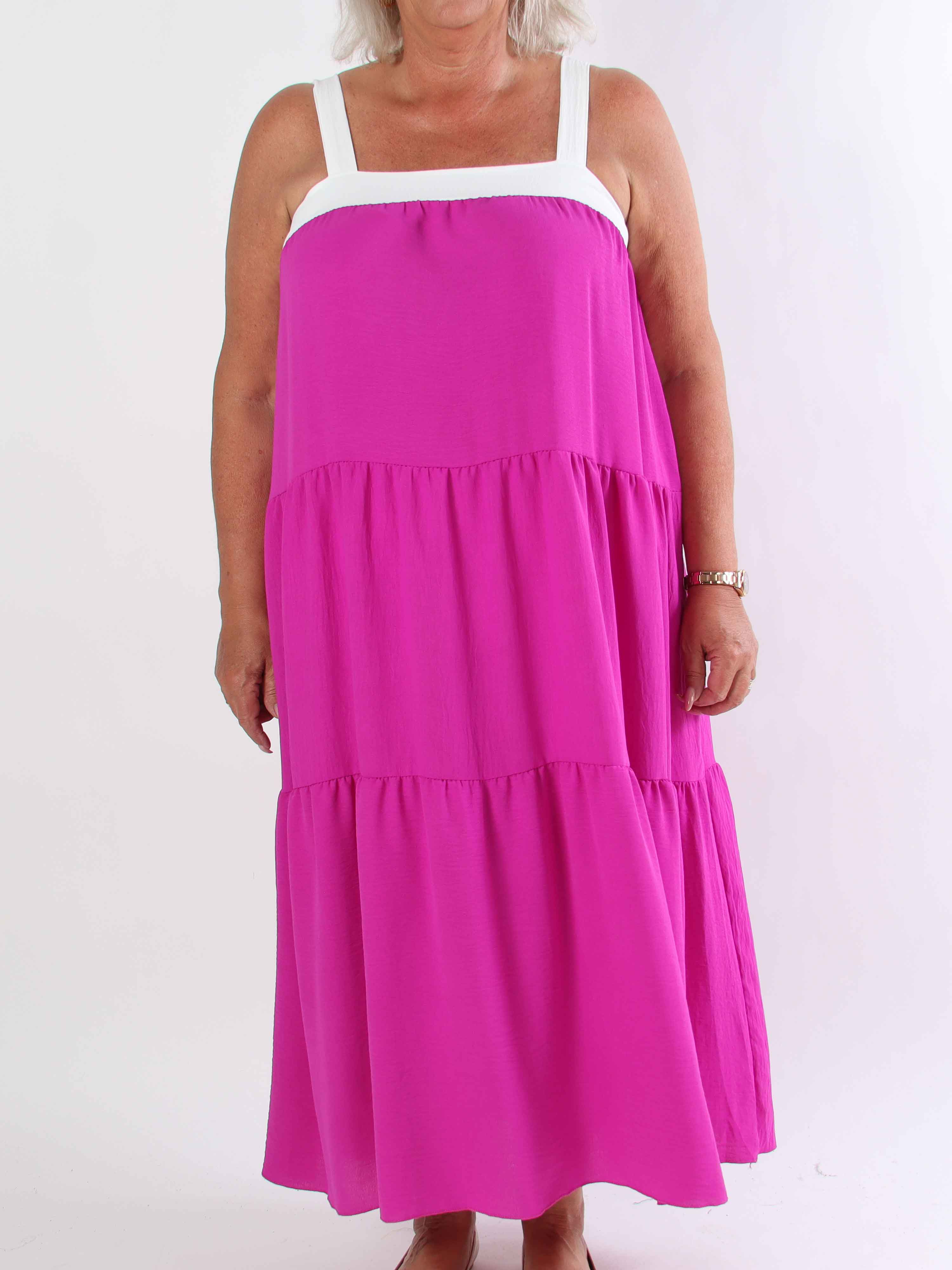 Glenna - Lang plus size kjole i viskose med hvide stropper